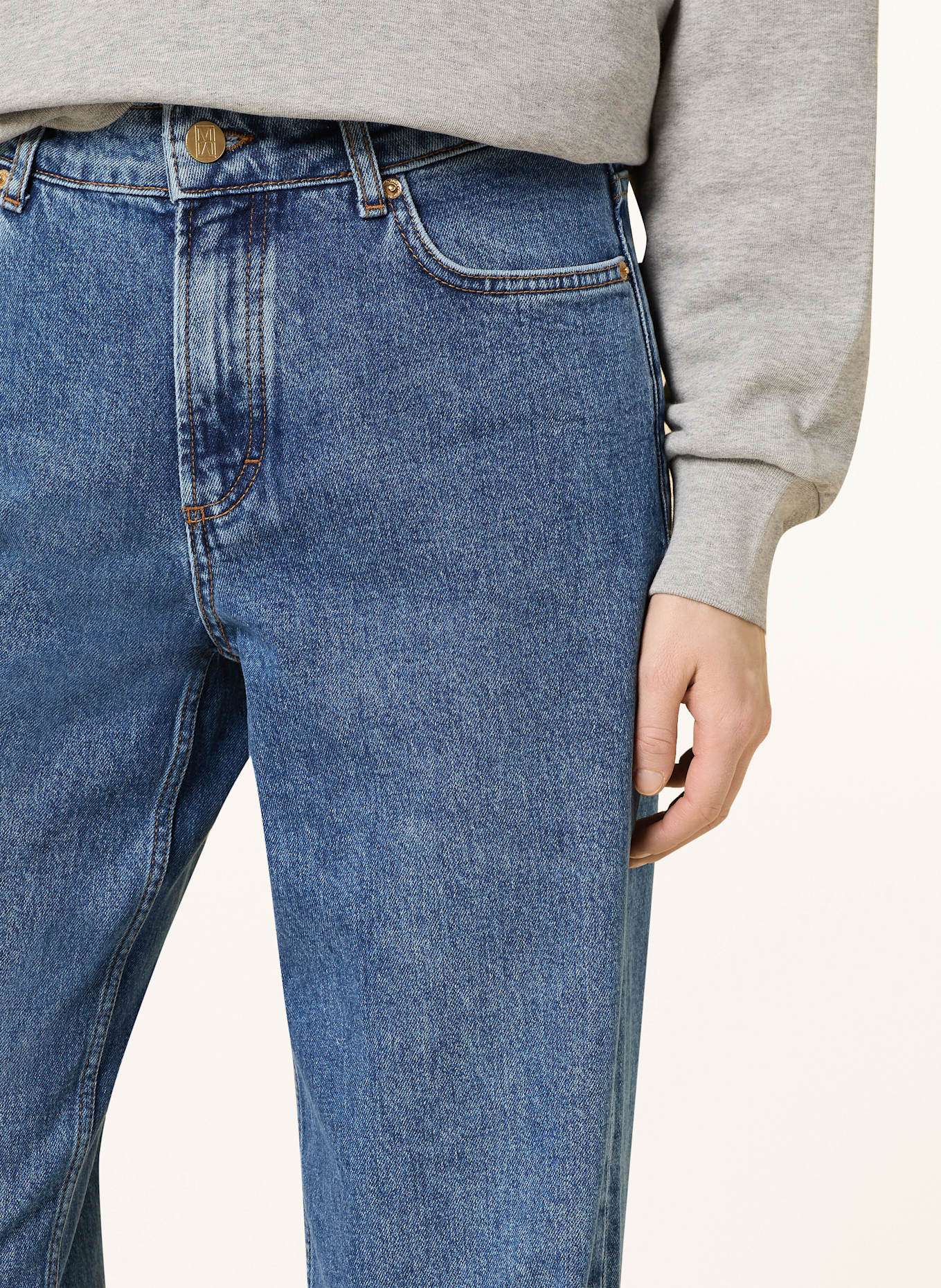 Marc O'Polo Flared Jeans: 017 Deep mid blue wash