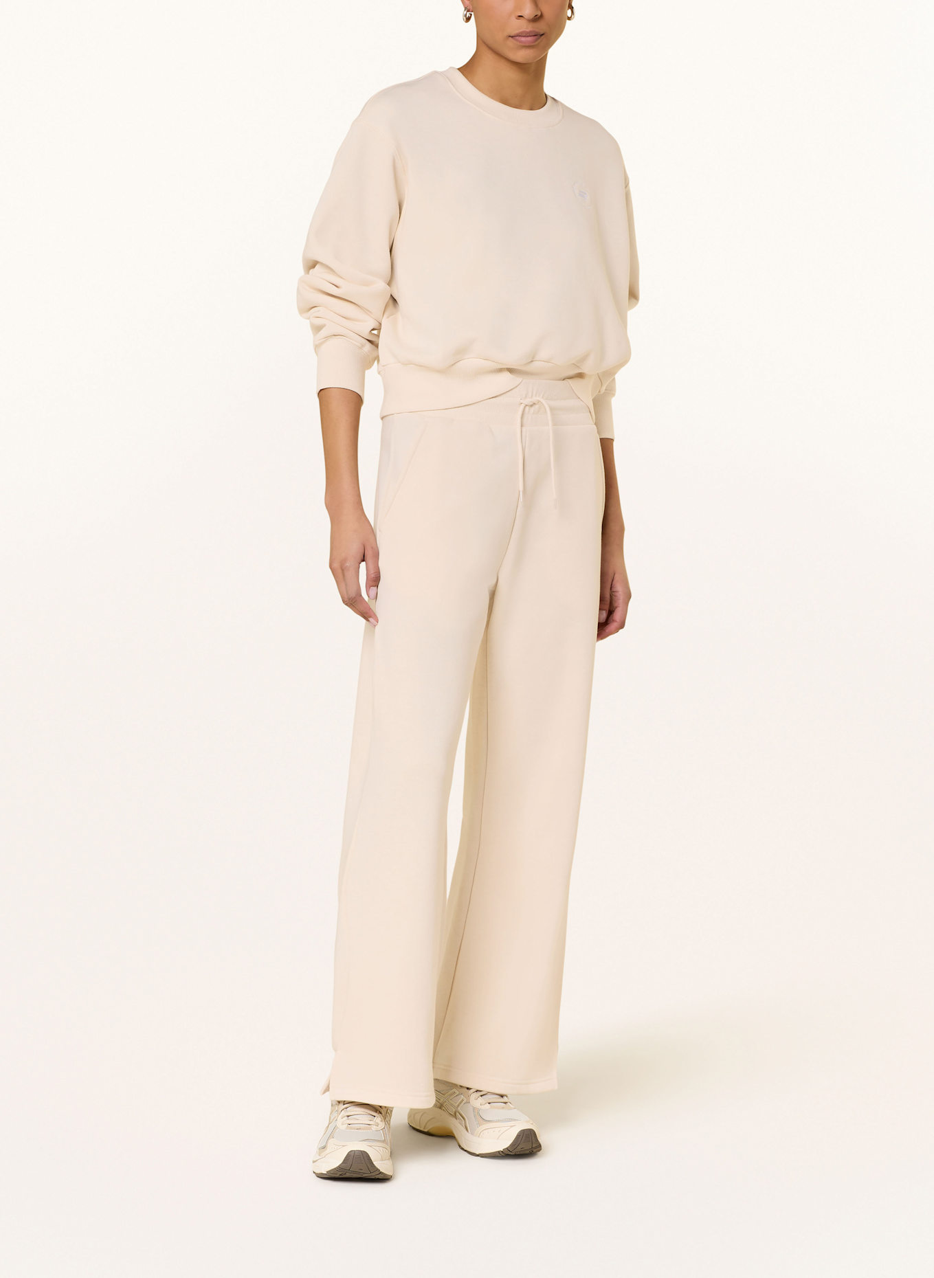 RÖHNISCH Sweatpants: CREME