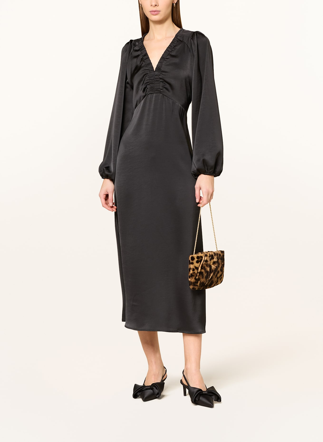 LOEFFLER RANDALL SERENA clutch: BLACK/ CREAM