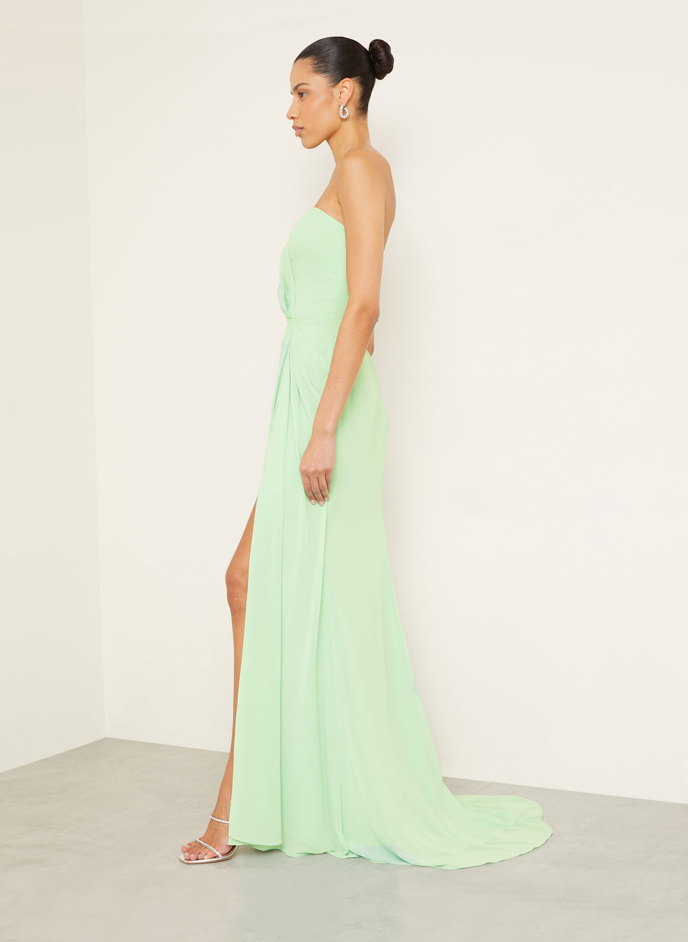 VERA WANG Off-shoulder dress FLEURI: LIGHT GREEN