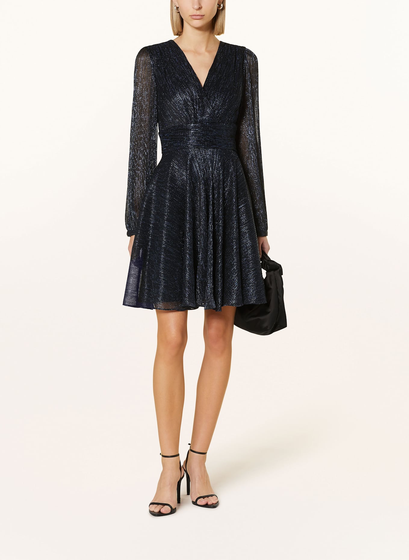 SWING Koktejlové šaty s třpytivou přízí: TMAVĚ MODRÁ