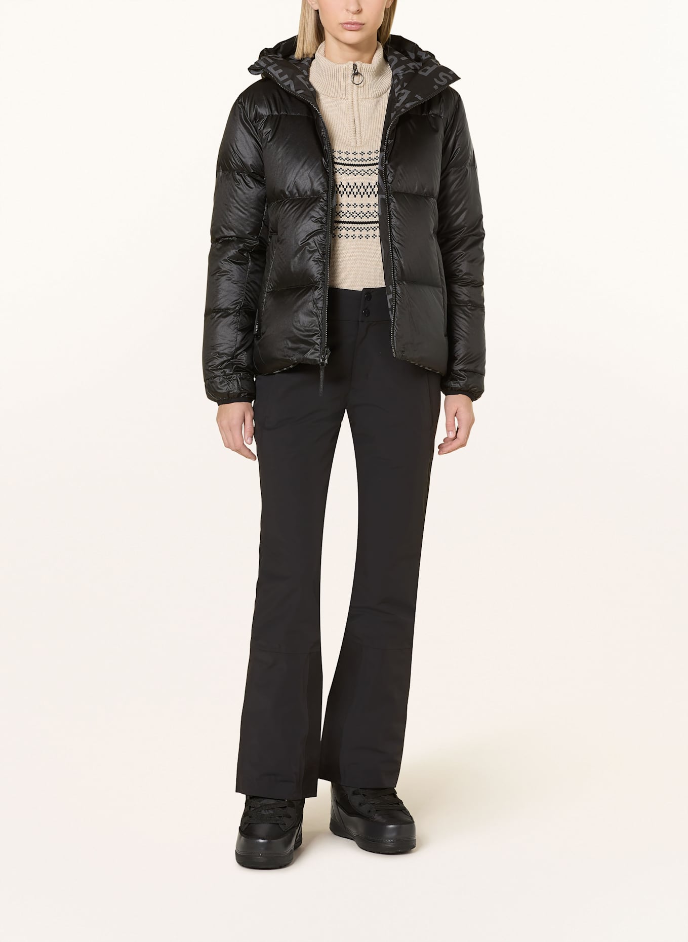 THE MOUNTAIN STUDIO Daunen-Skijacke: SCHWARZ