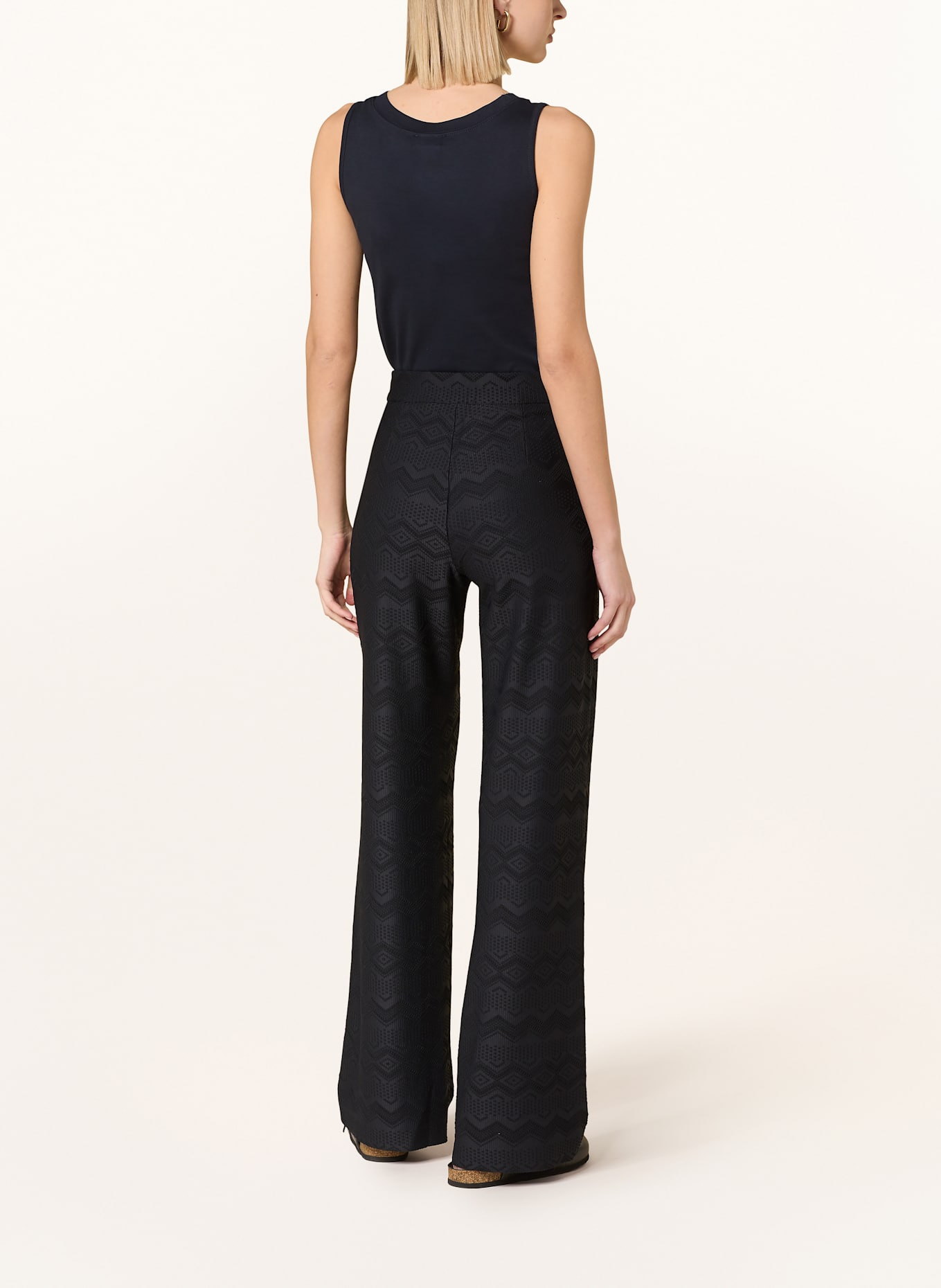 MAC Hose CHIARA: SCHWARZ