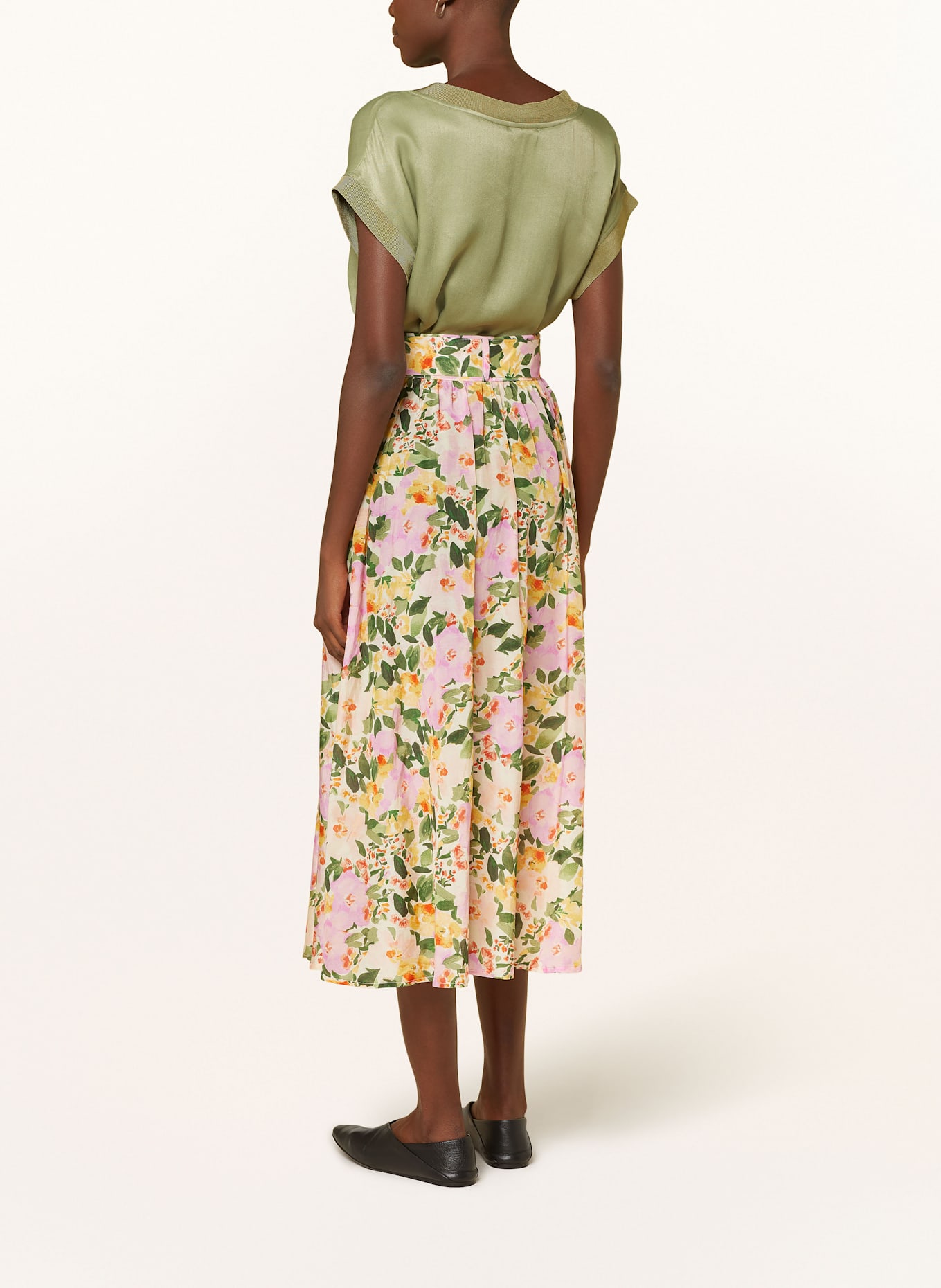 MORE & MORE Pleated skirt: PINK / GREEN / LIGHT ORANGE