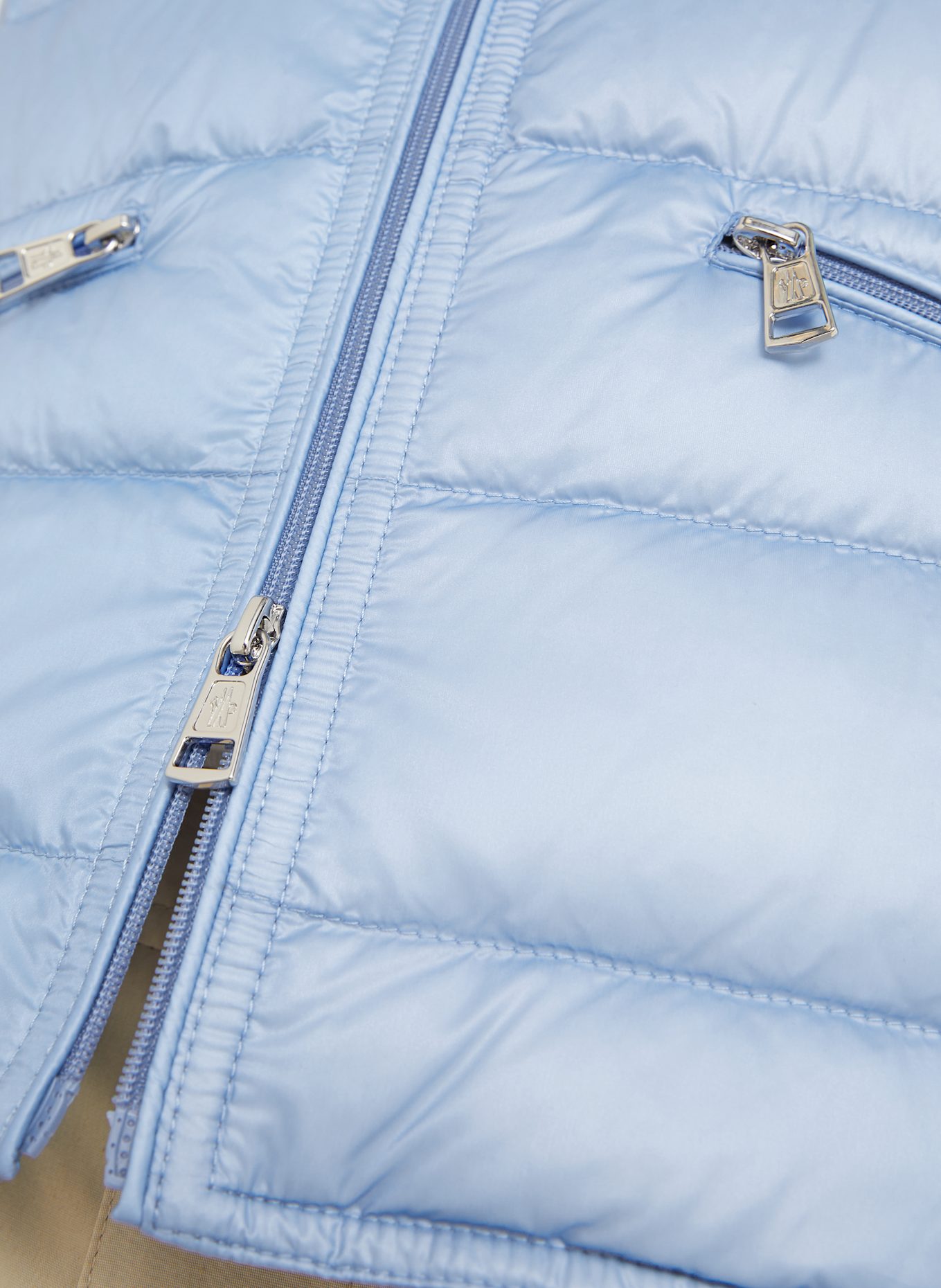 MONCLER Daunenweste GUI: HELLBLAU