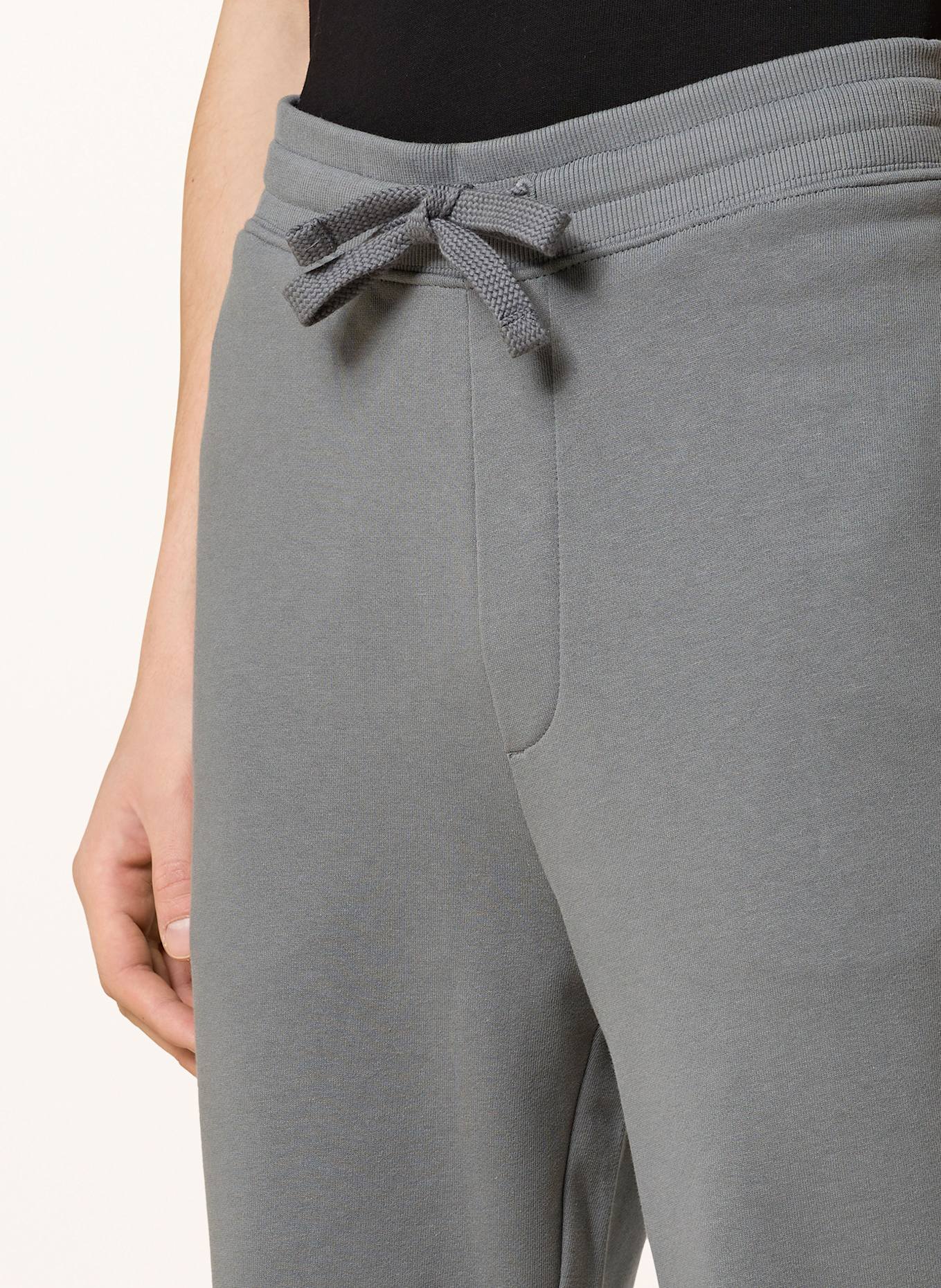 HUGO Tepláky DAYOTE: ŠEDÁ