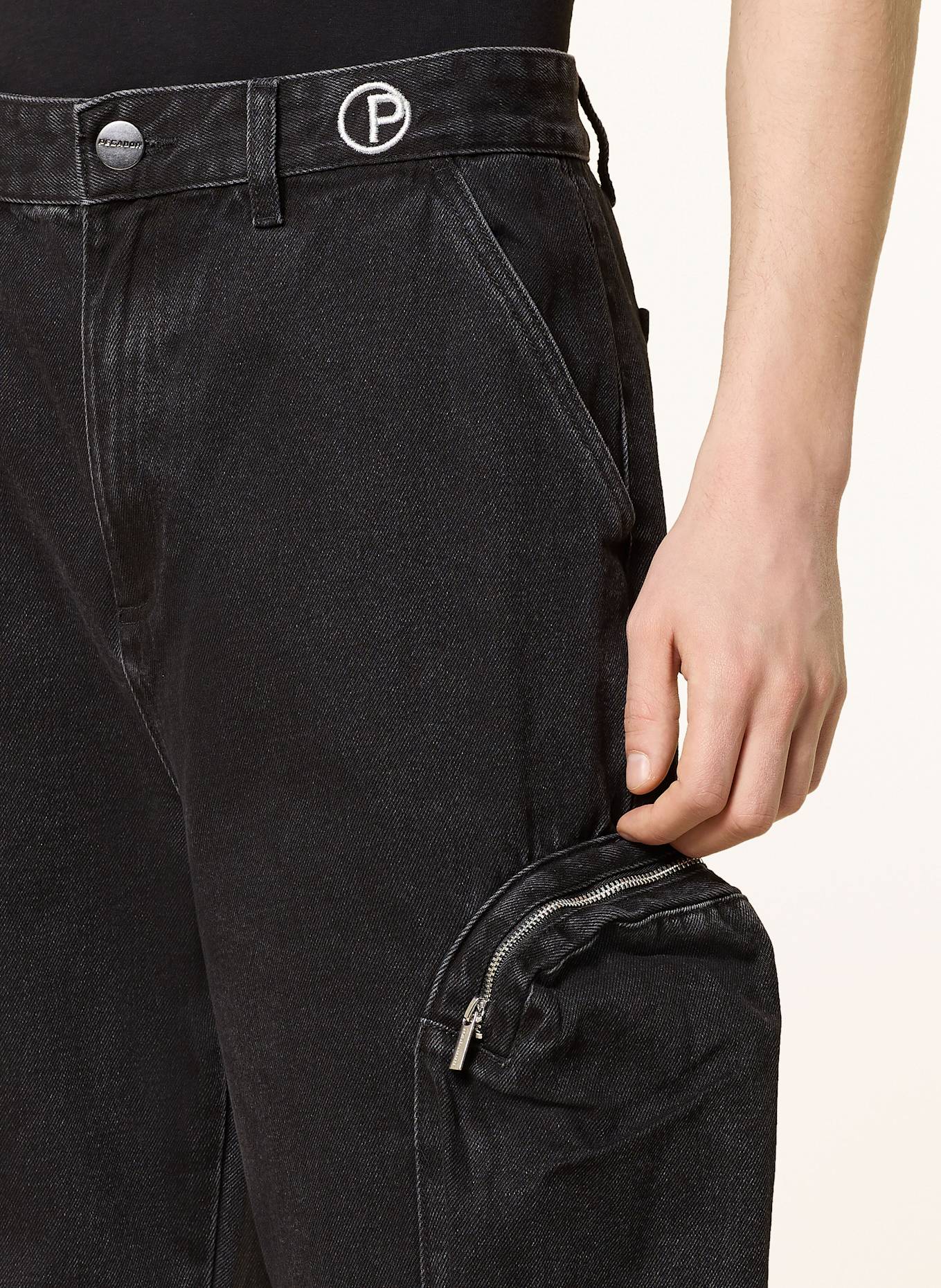 PEGADOR Jeansy bojówki YARVITE regular fit: 002 washed black