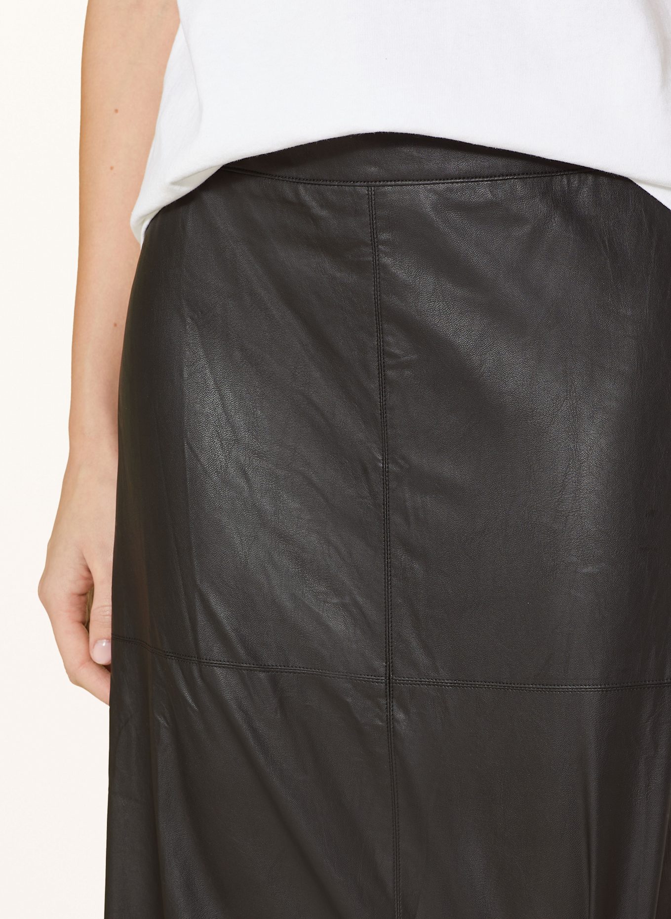 miss goodlife Rock in Lederoptik: SCHWARZ