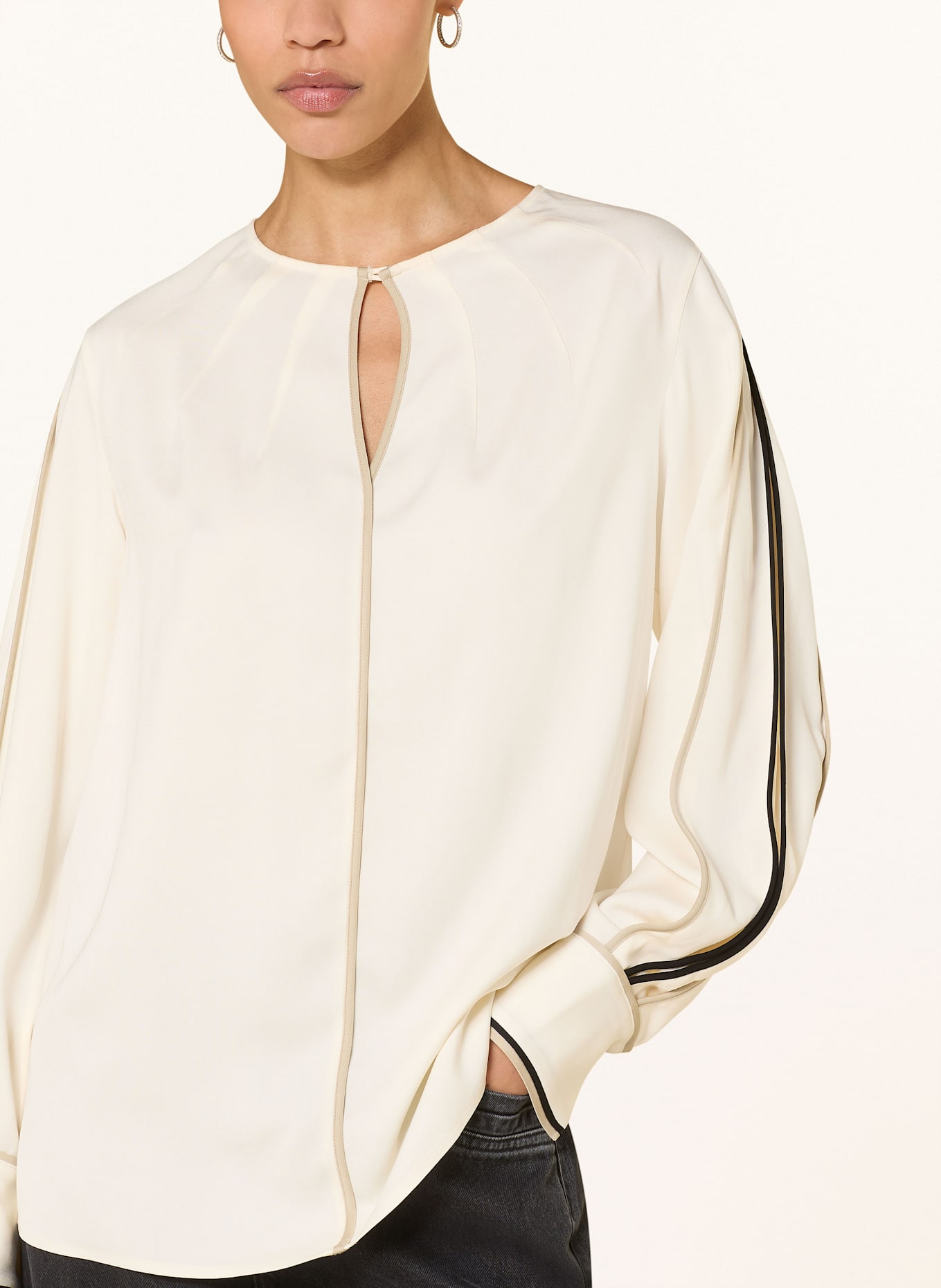 BOSS Blusenshirt BANARIAH aus Satin: CREME
