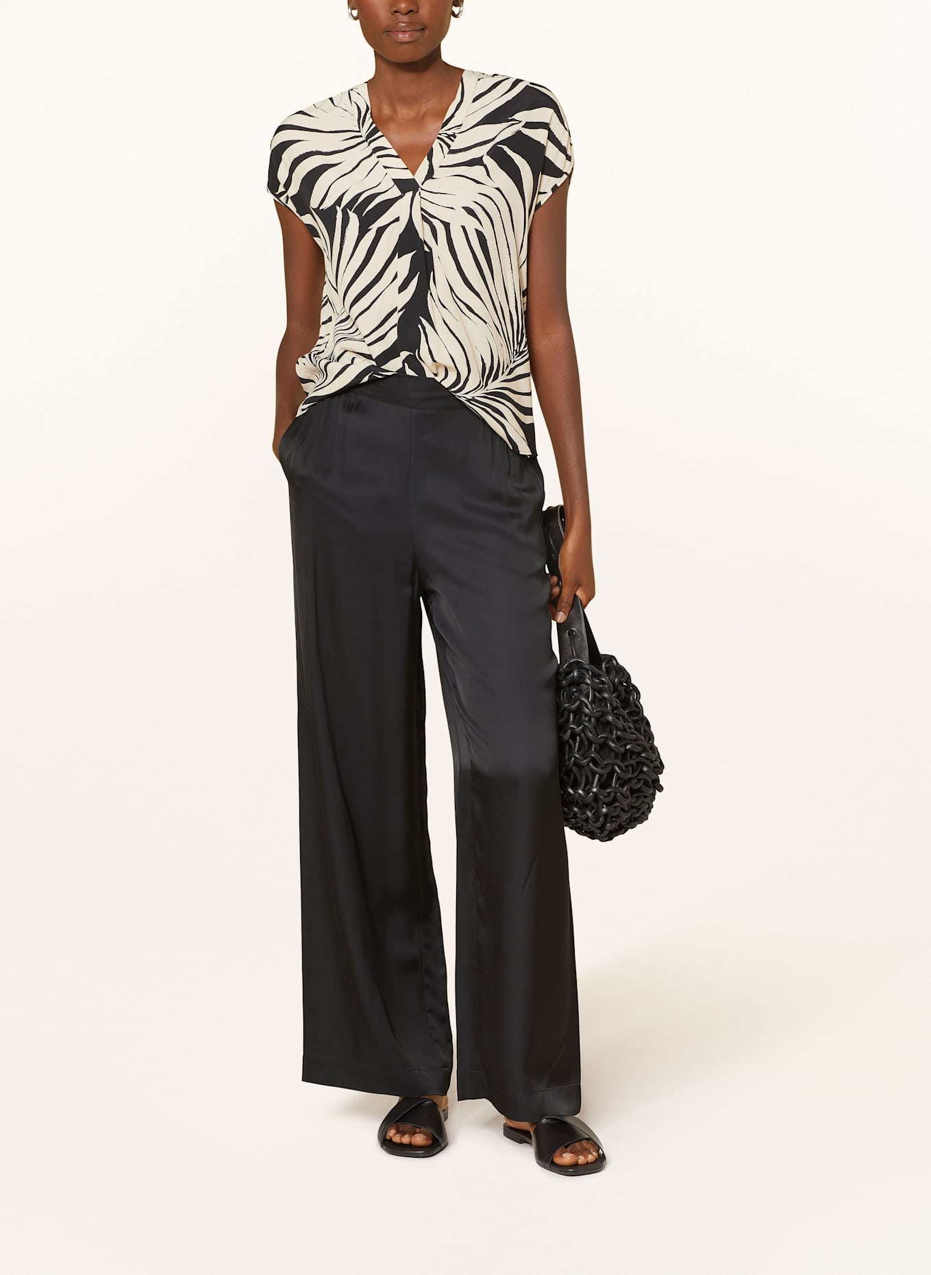 s.Oliver BLACK LABEL Blusenshirt: BEIGE / SCHWARZ