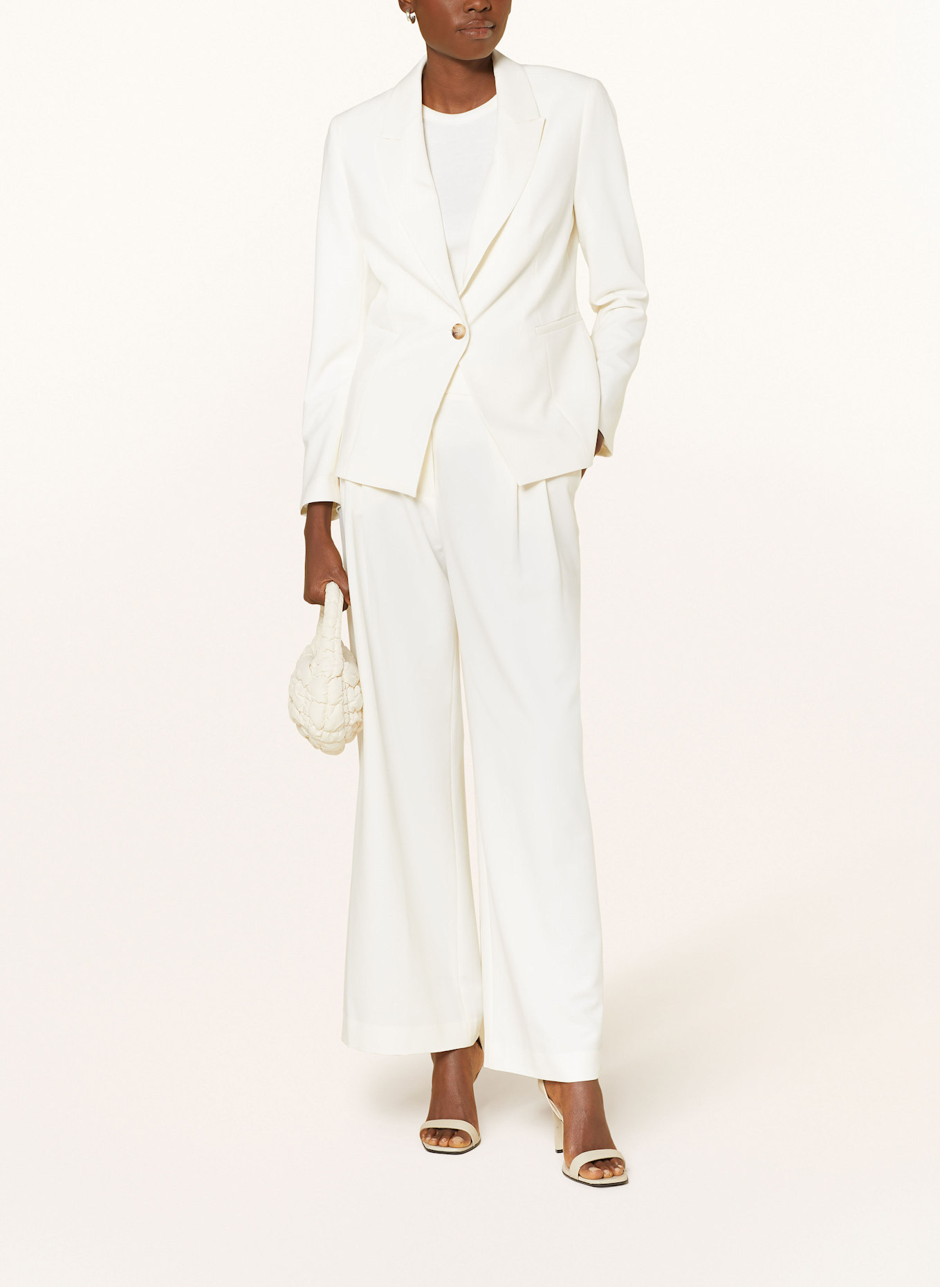 s.OlivAdded to bag Blazer: ECRU