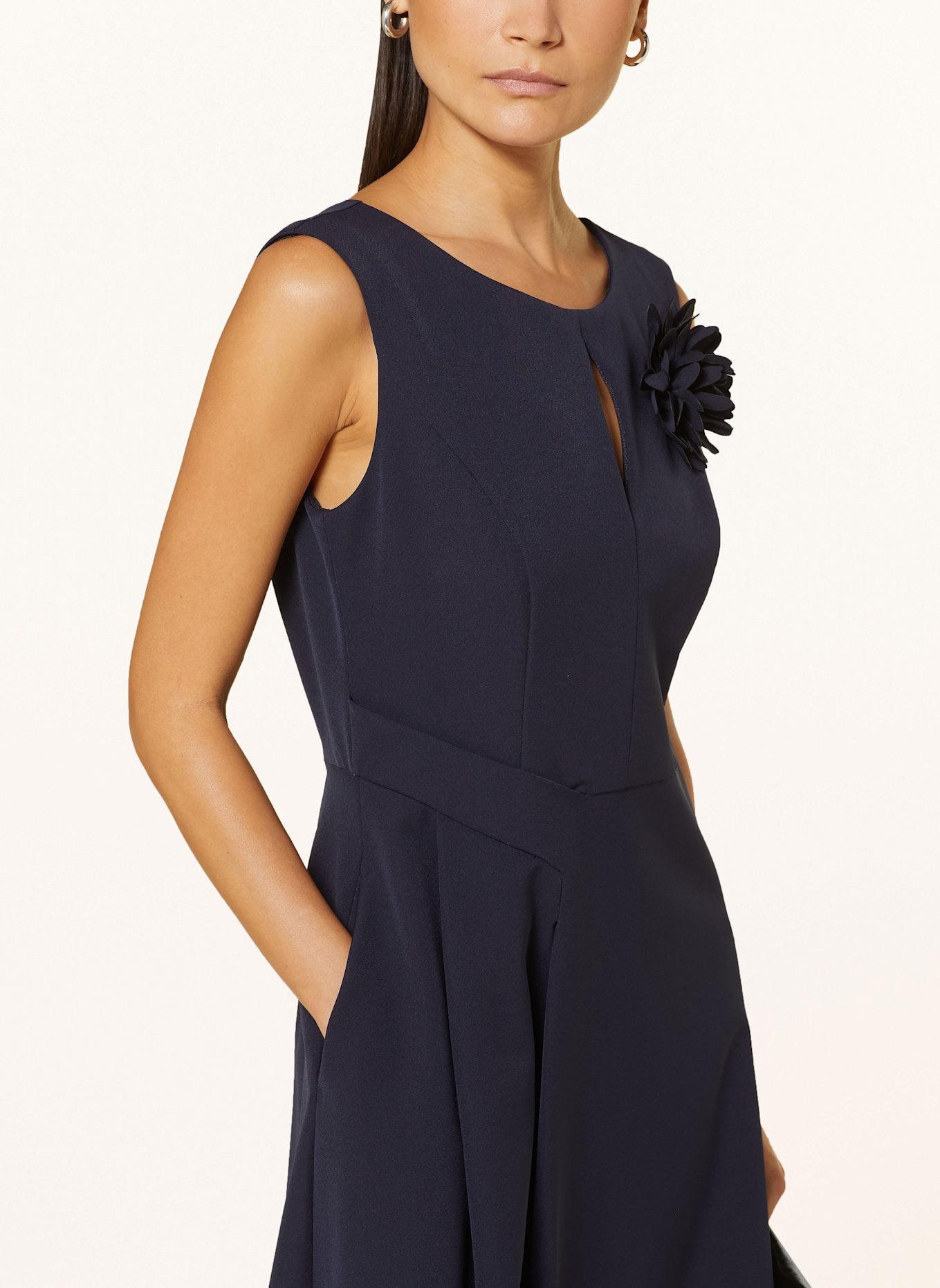 Vera Mont Cocktailkleid: DUNKELBLAU