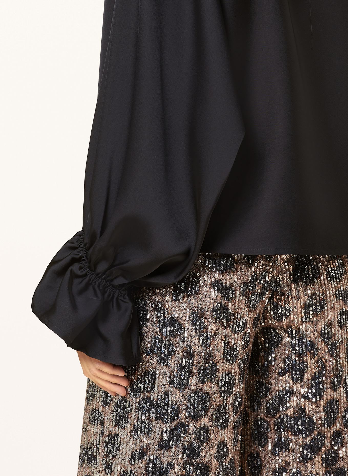 V by Vera Mont Chemisier en satin à volants: NOIR