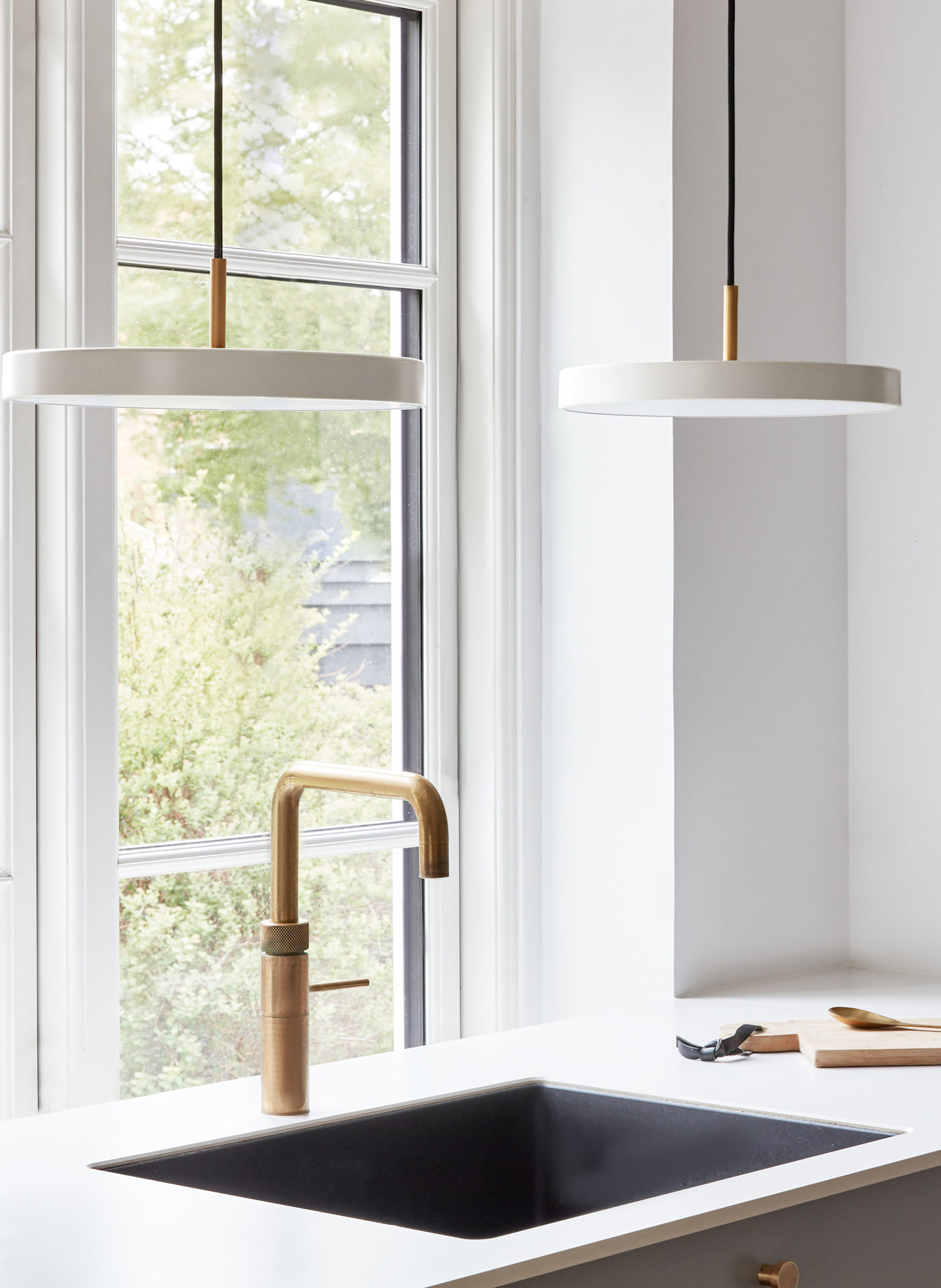 UMAGE Hängeleuchte ASTERIA MINI: WEISS