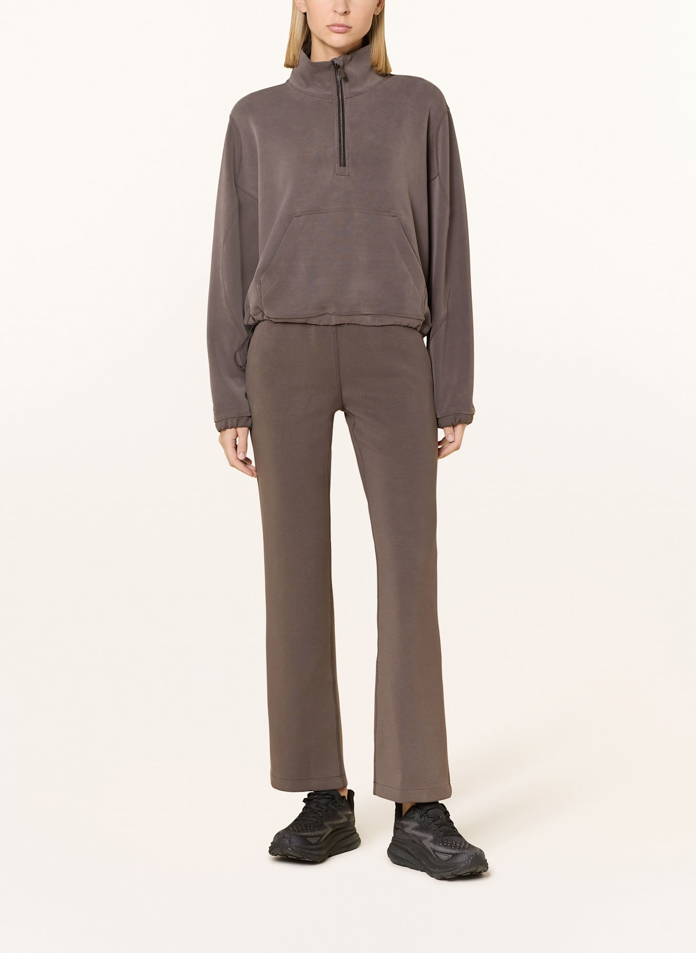 lululemon Sweatpants SOFTSTREAM HR: DUNKELBRAUN