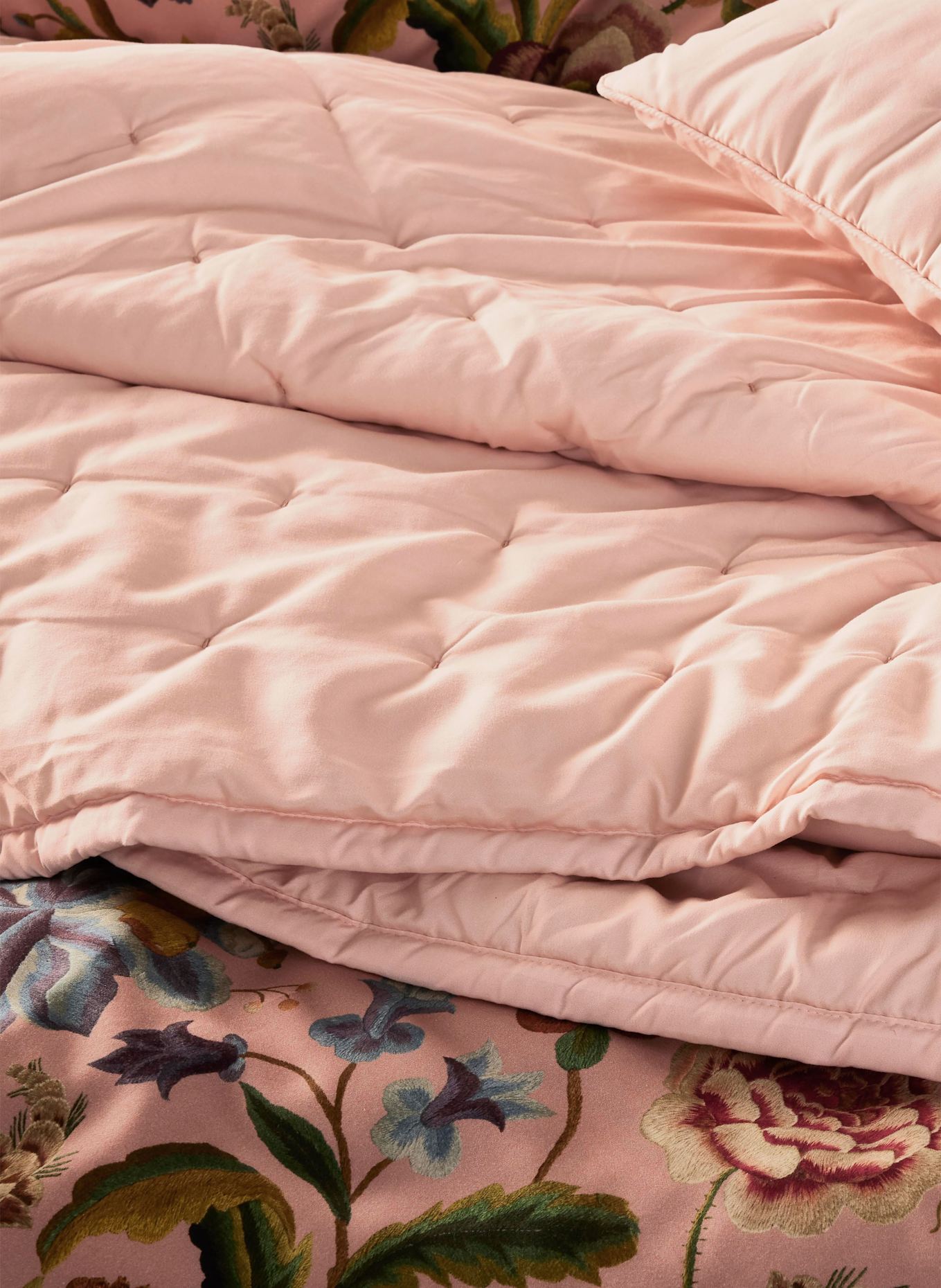 ESSENZA Pled RUTH: BLADORÓŻOWY