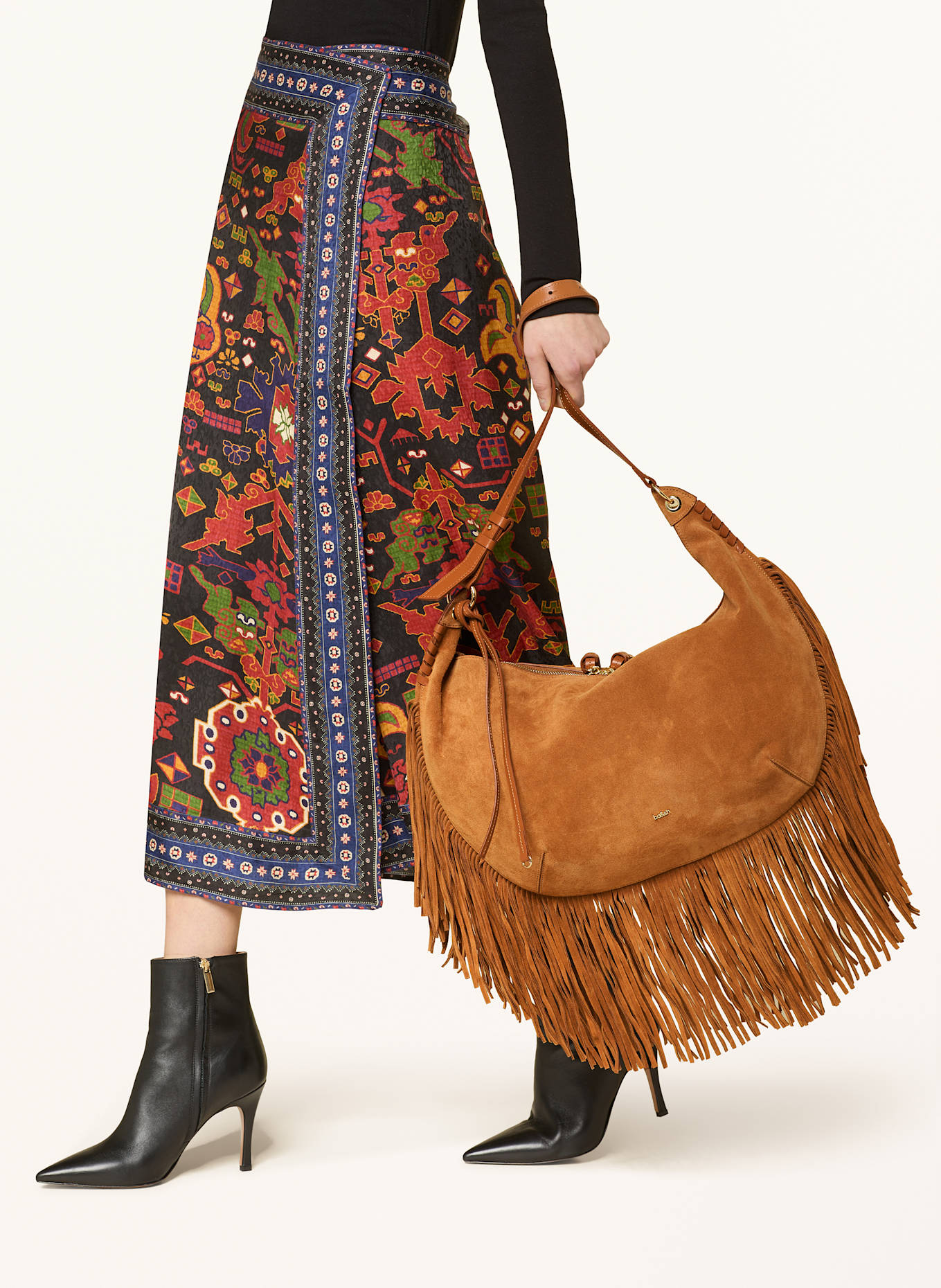 ba&sh Schultertasche XL: COGNAC