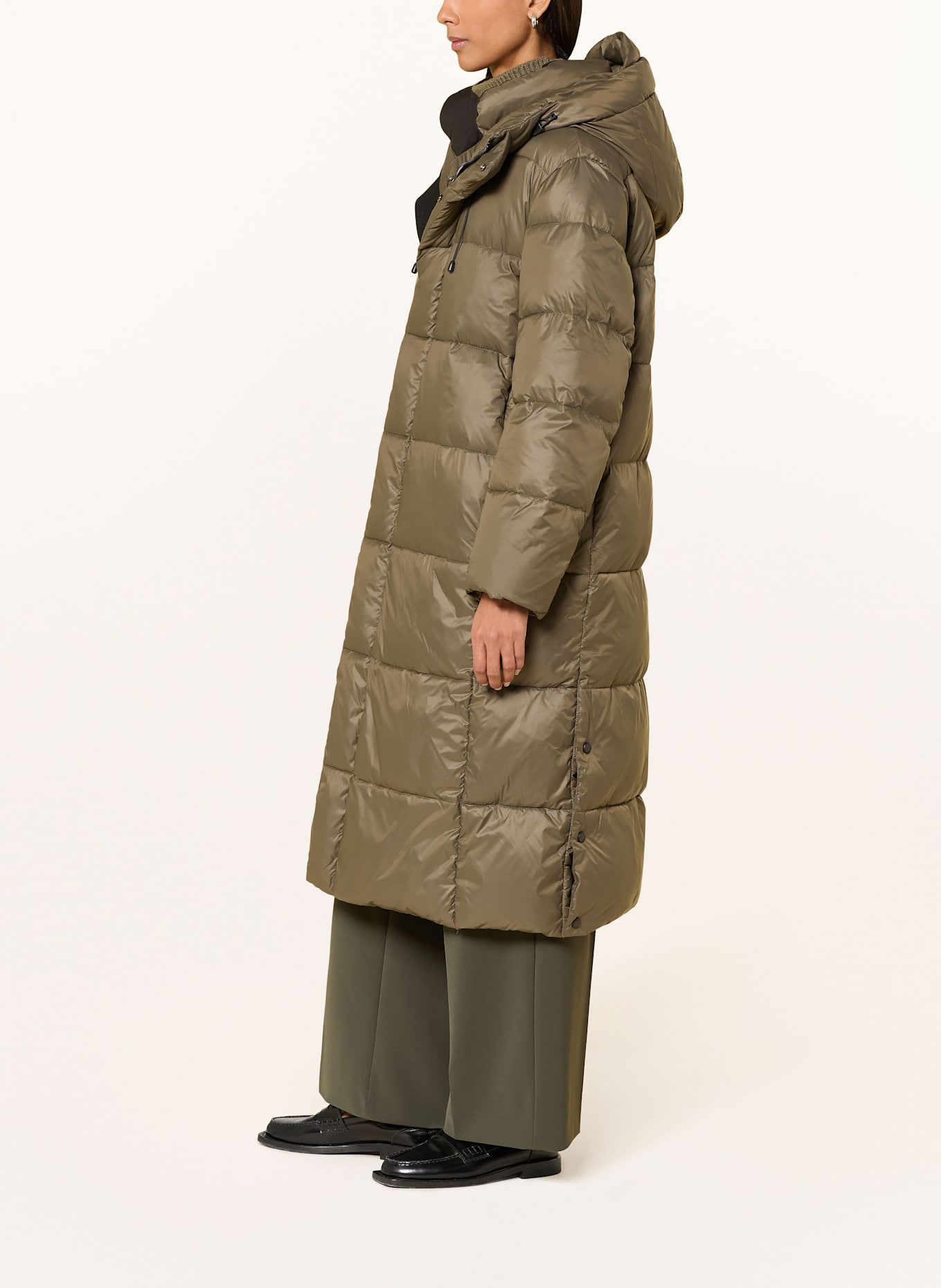 WITHBLACK Daunenmantel: OLIV