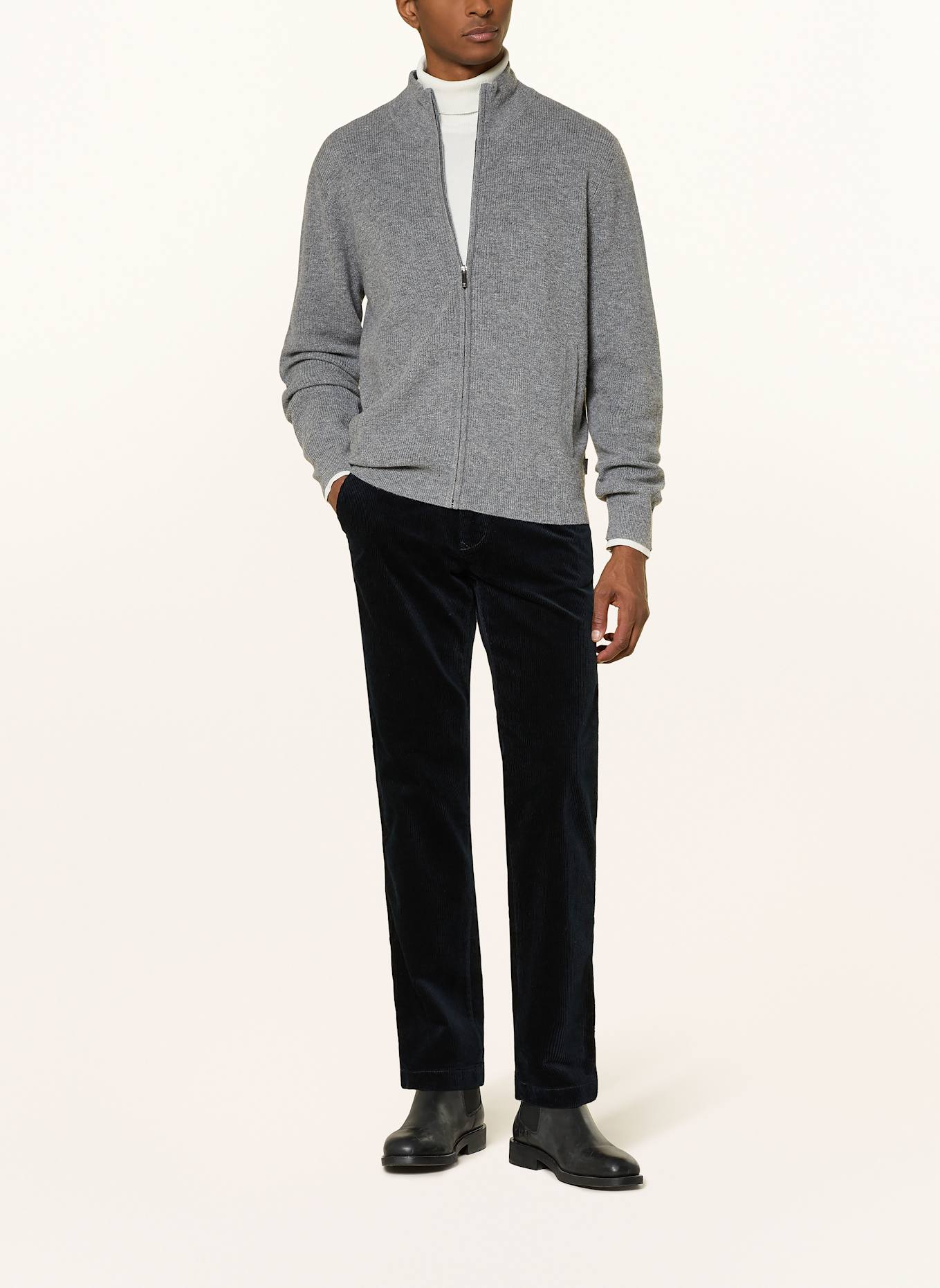 FYNCH-HATTON Strickjacke CARDI aus Merinowolle: GRAU