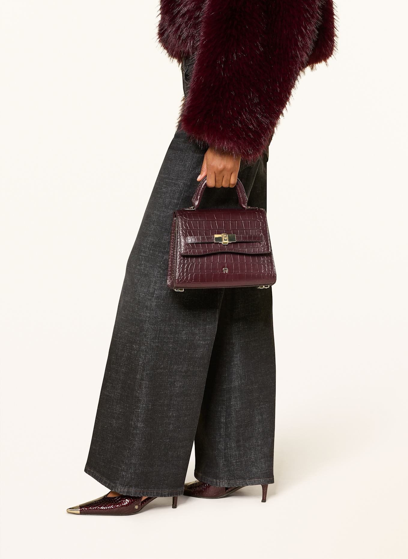 AIGNER Handtasche FARAH COCCODRILLO SMALL: DUNKELROT