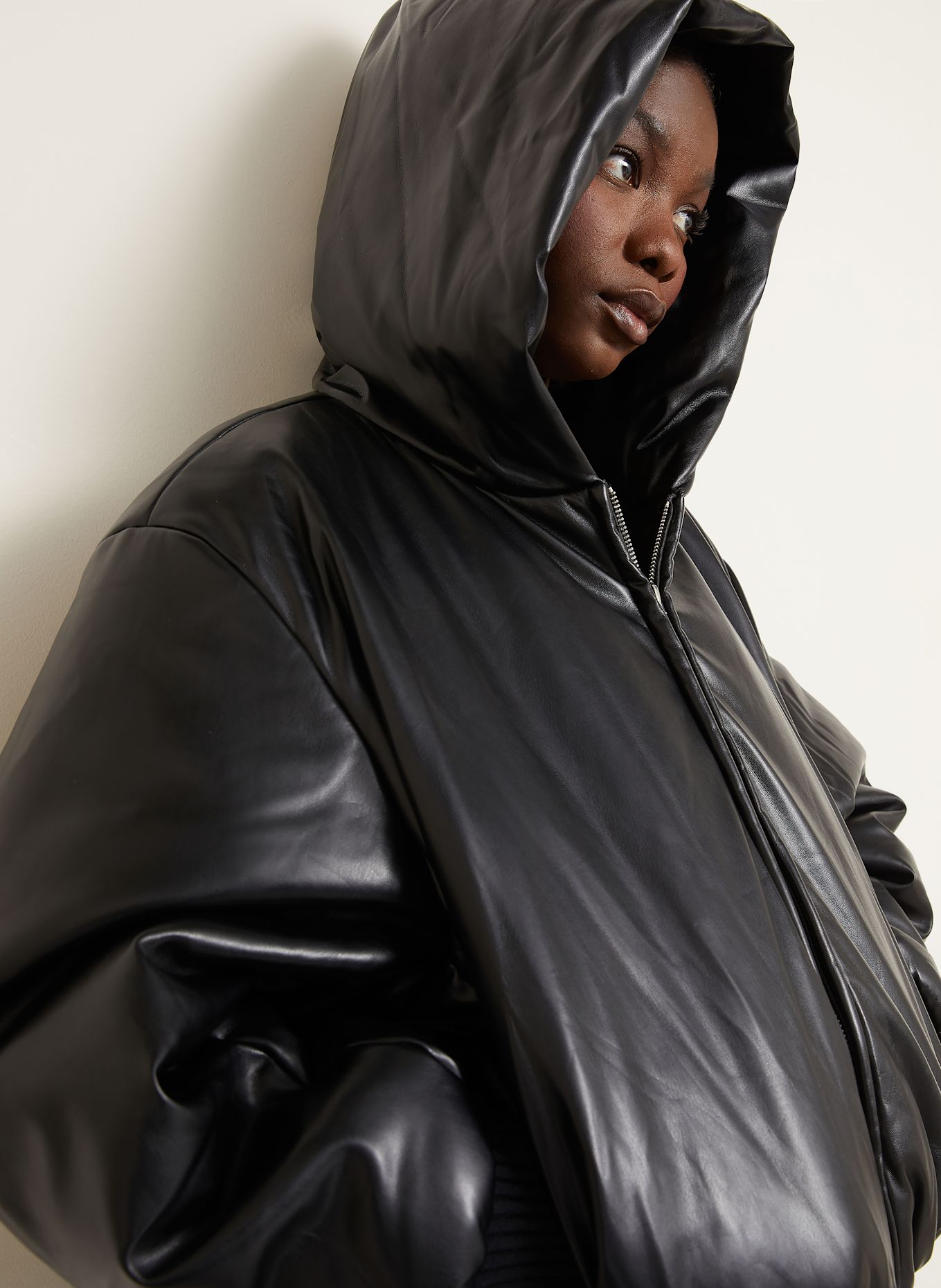 Acne Studios Blouson in Lederoptik: SCHWARZ