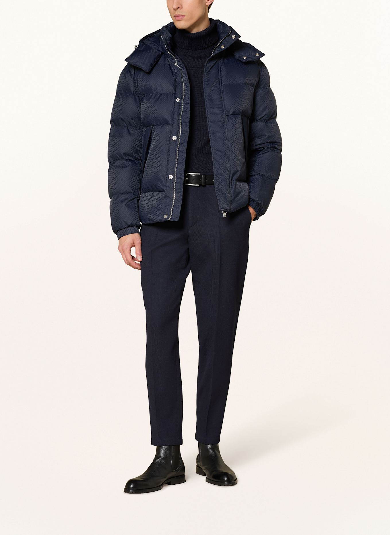 BOSS Steppjacke CORBINIAN mit abnehmbarer Kapuze: DUNKELBLAU