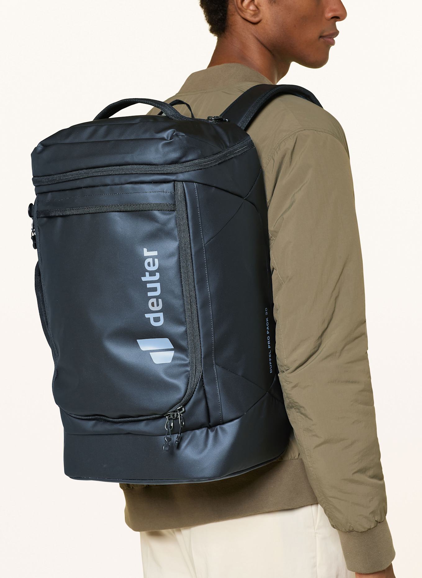 deuter Rucksack DUFFEL PRO 30 mit Laptop-Fach: SCHWARZ