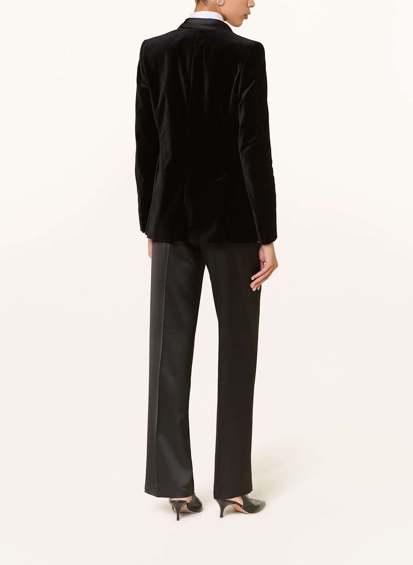 windsor. Hose: SCHWARZ