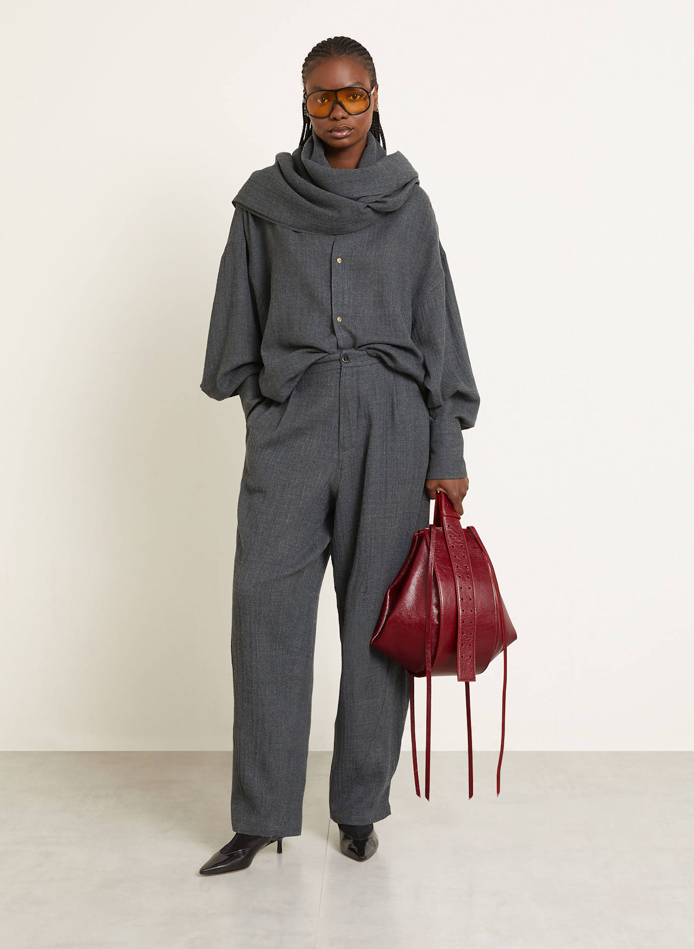 RADICA STUDIO Schultertasche AMACA MAXI: DUNKELROT