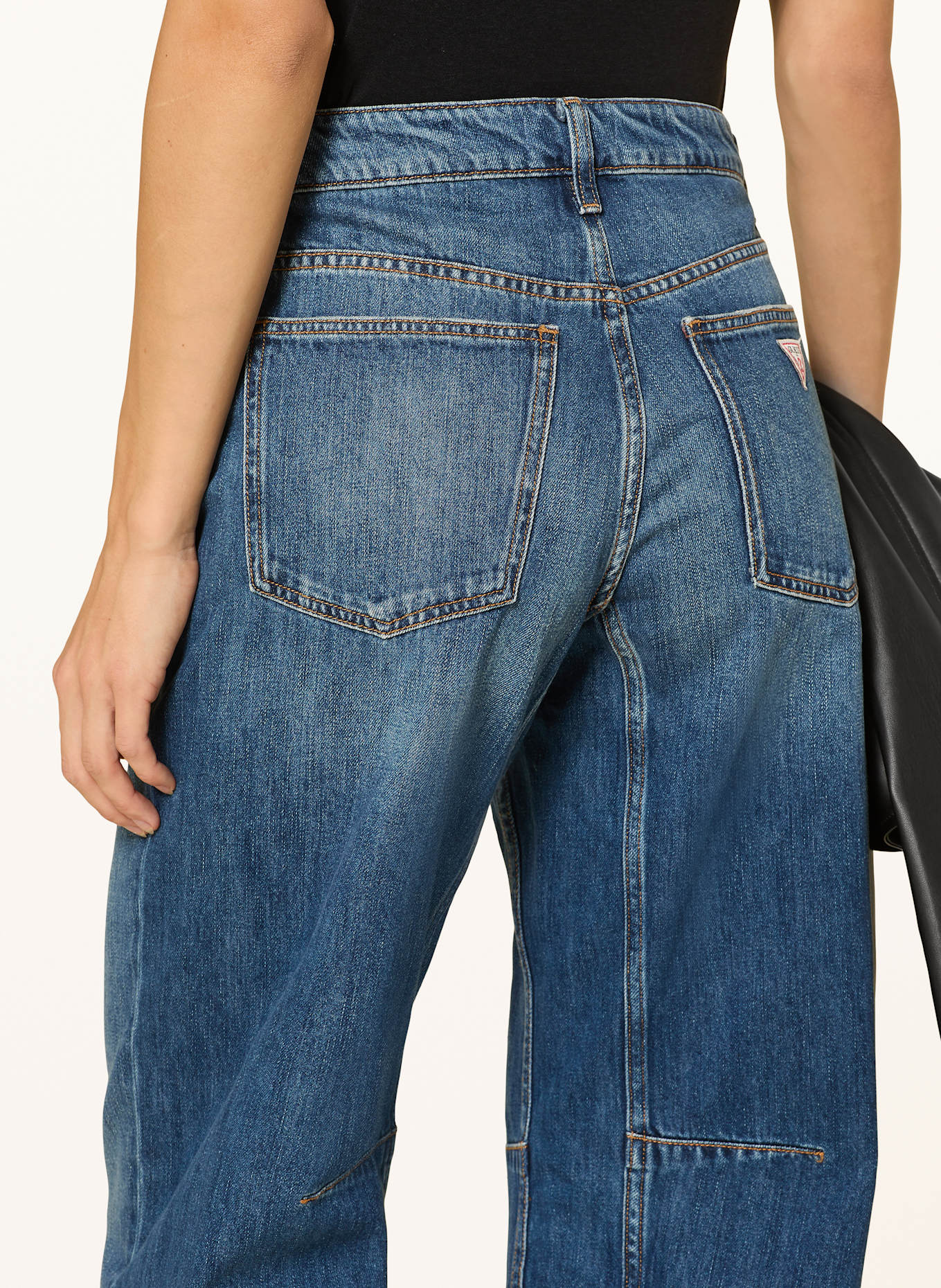 GUESS Barrel Jeans: RVIL REVIVAL INDIGO