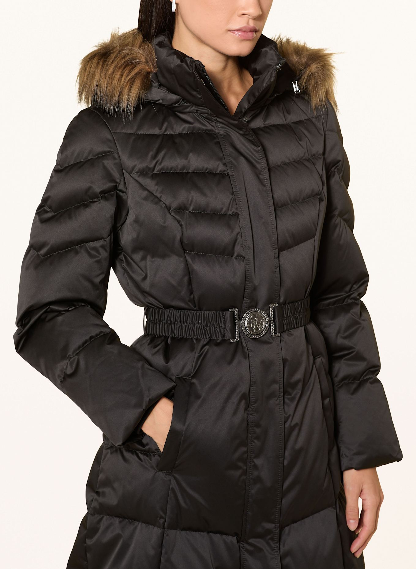 GUESS Daunenmantel MARINA mit abnehmbarem Kunstpelz: SCHWARZ