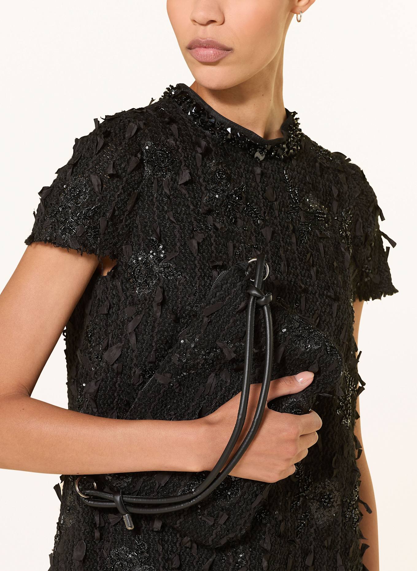 LUISA CERANO Handtasche mit Pailletten: SCHWARZ