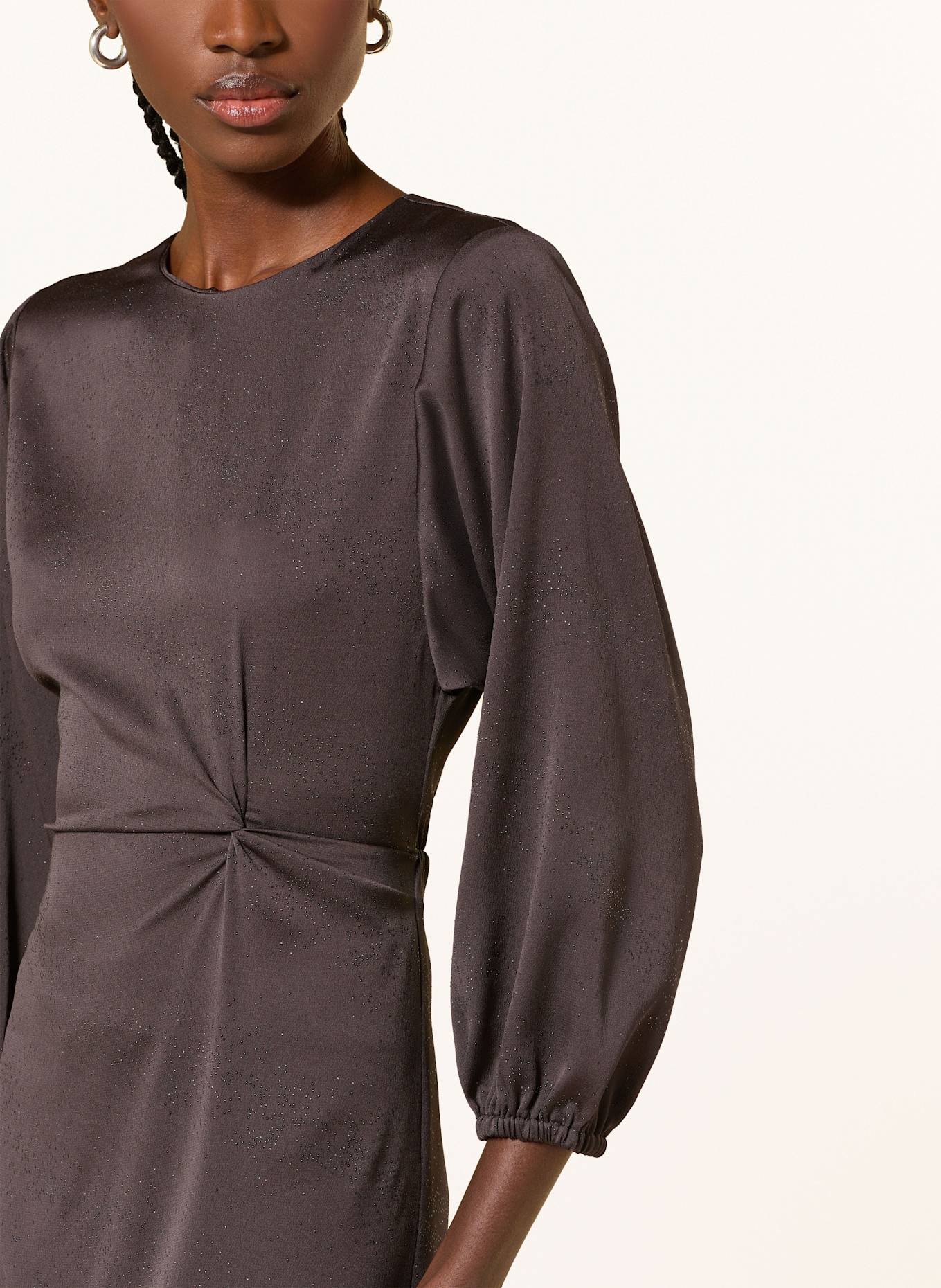 RIANI Dress: DARK BROWN