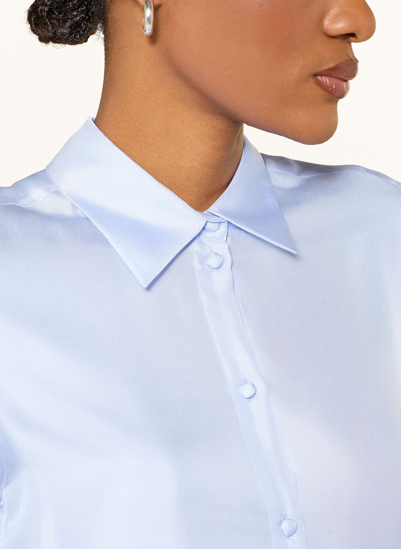 RIANI Hemdbluse aus Seide: HELLBLAU