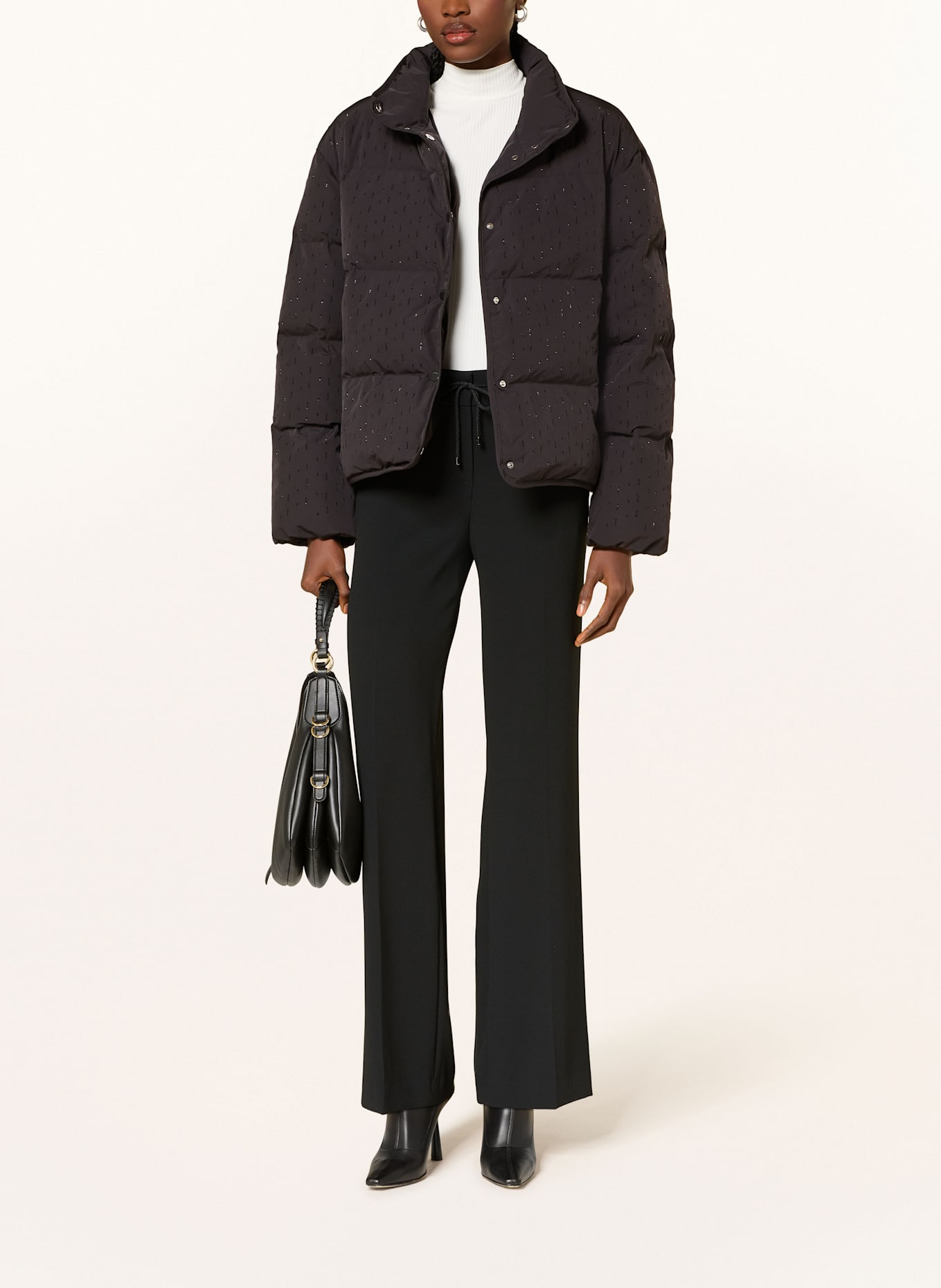 RIANI Steppjacke mit Schmucksteinen: SCHWARZ