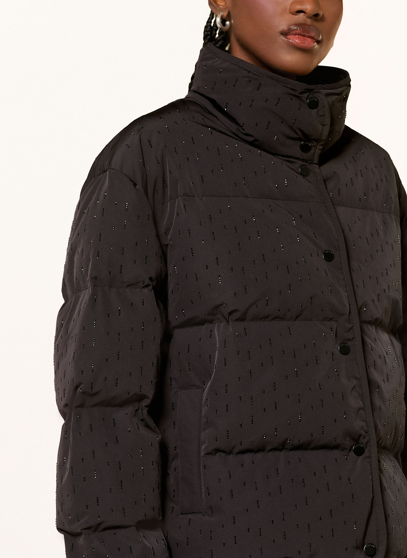 RIANI Steppjacke mit Schmucksteinen: SCHWARZ