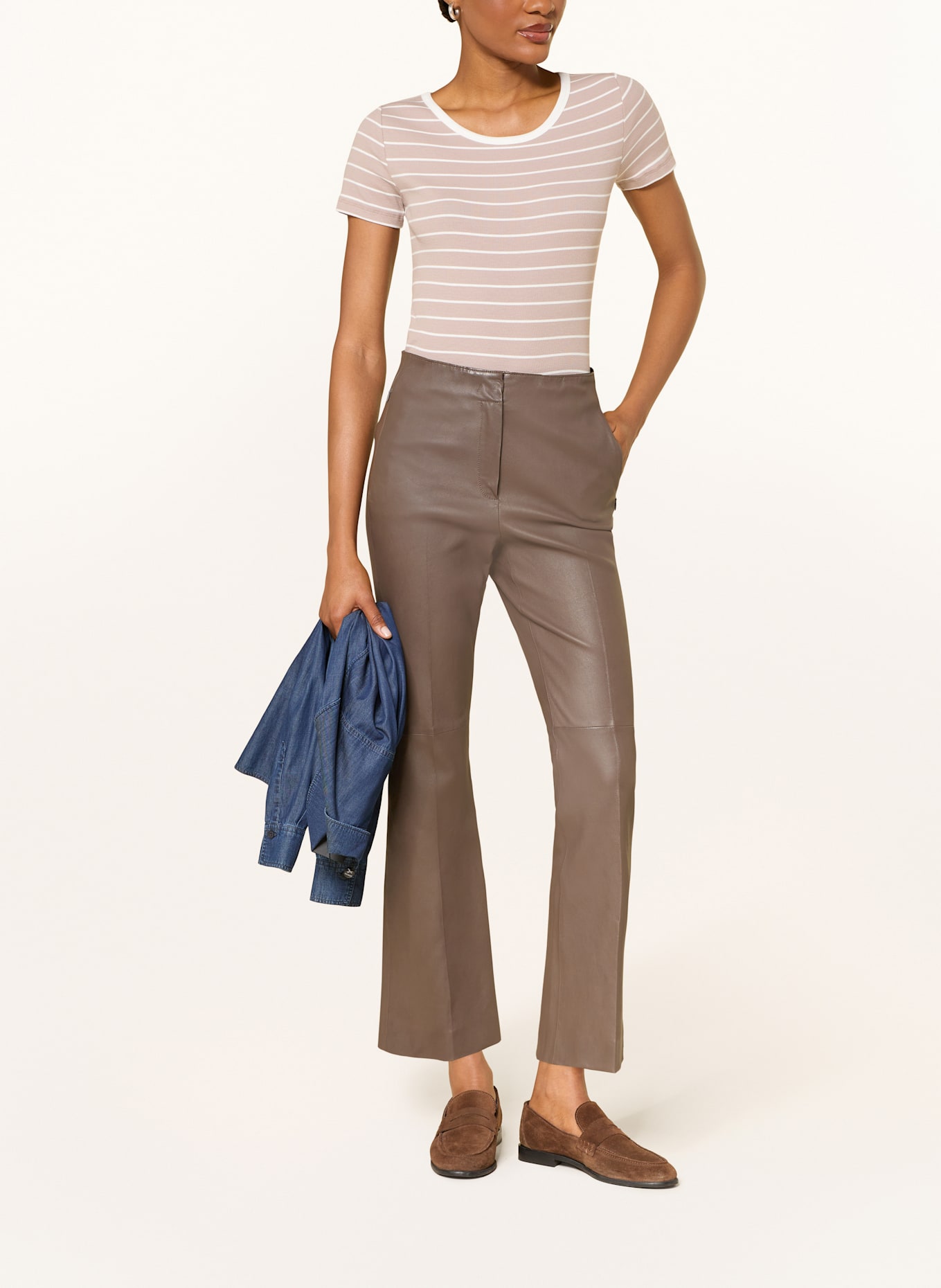 RIANI Tričko: ČERNOŠEDÁ / BÍLÁ