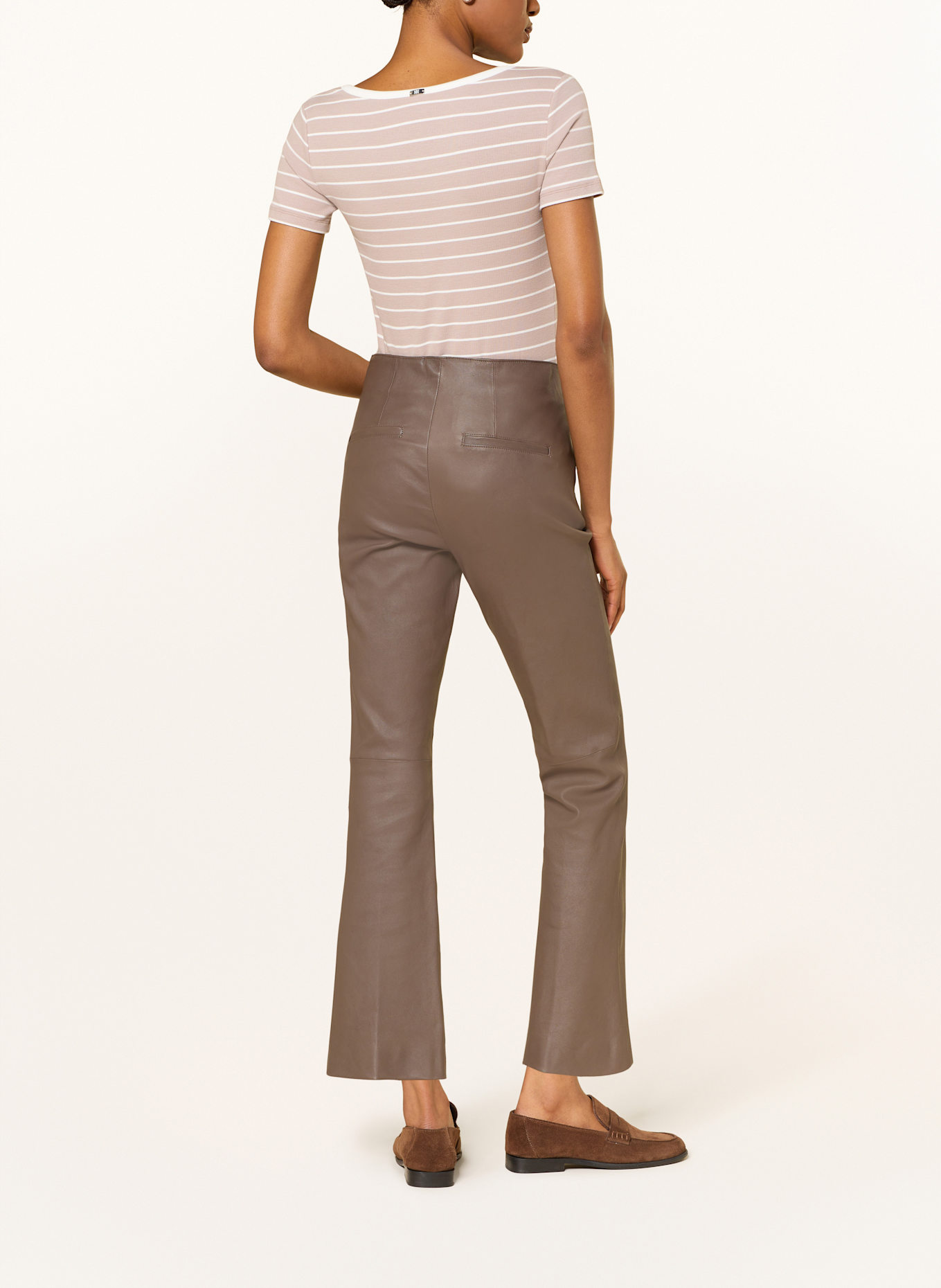 RIANI Tričko: ČERNOŠEDÁ / BÍLÁ