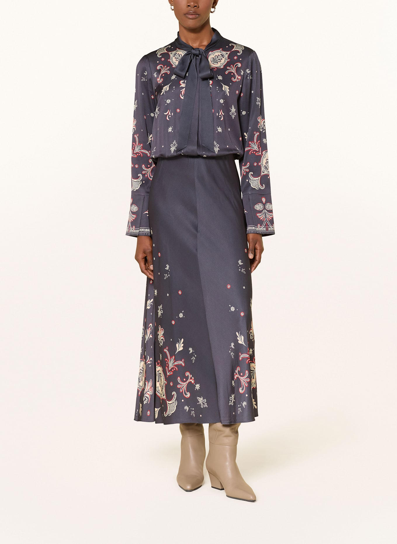 MARC CAIN Schluppenkleid aus Satin: 382 periscope