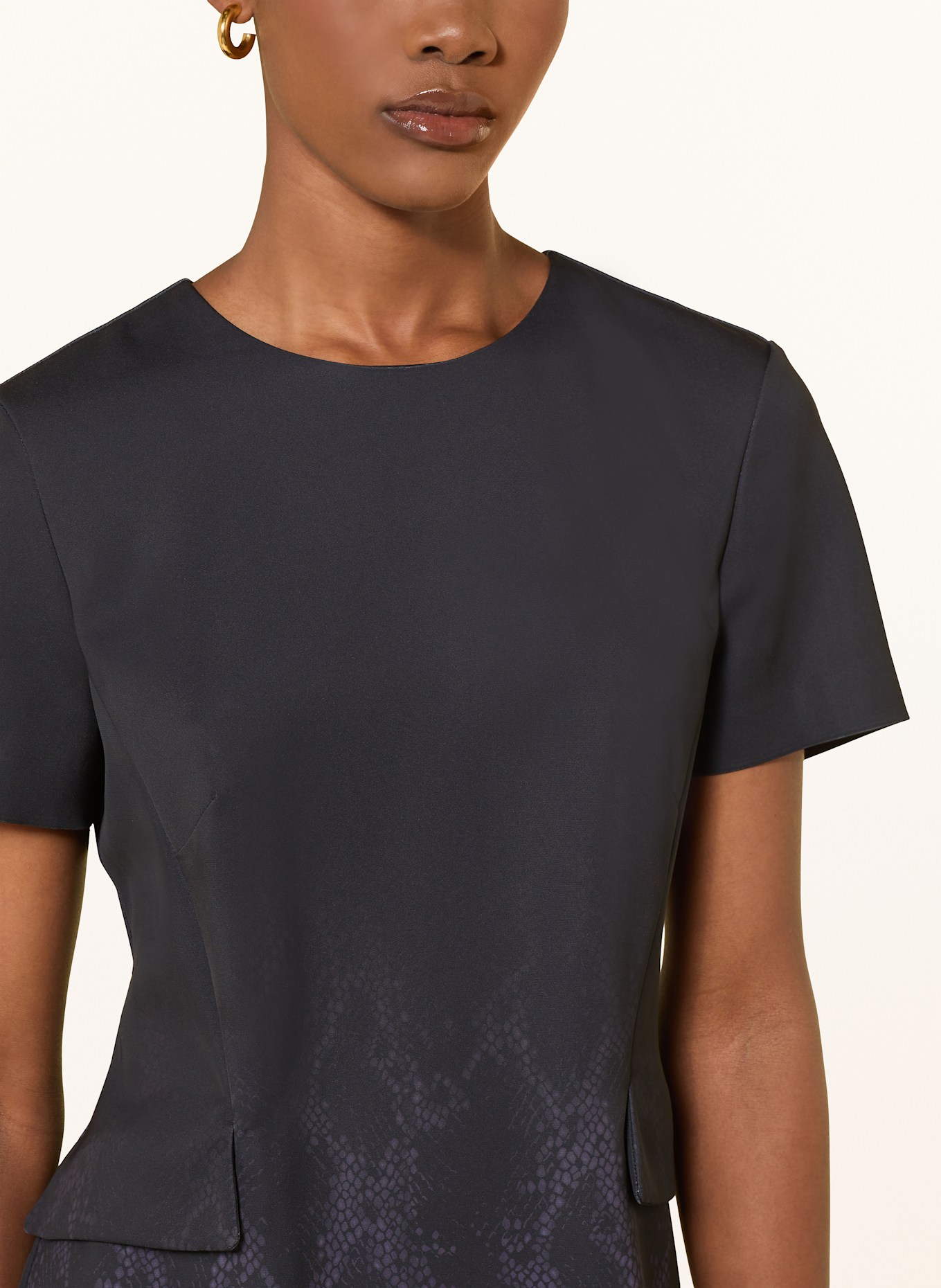 MARC CAIN Kleid: 917 black/amber gold