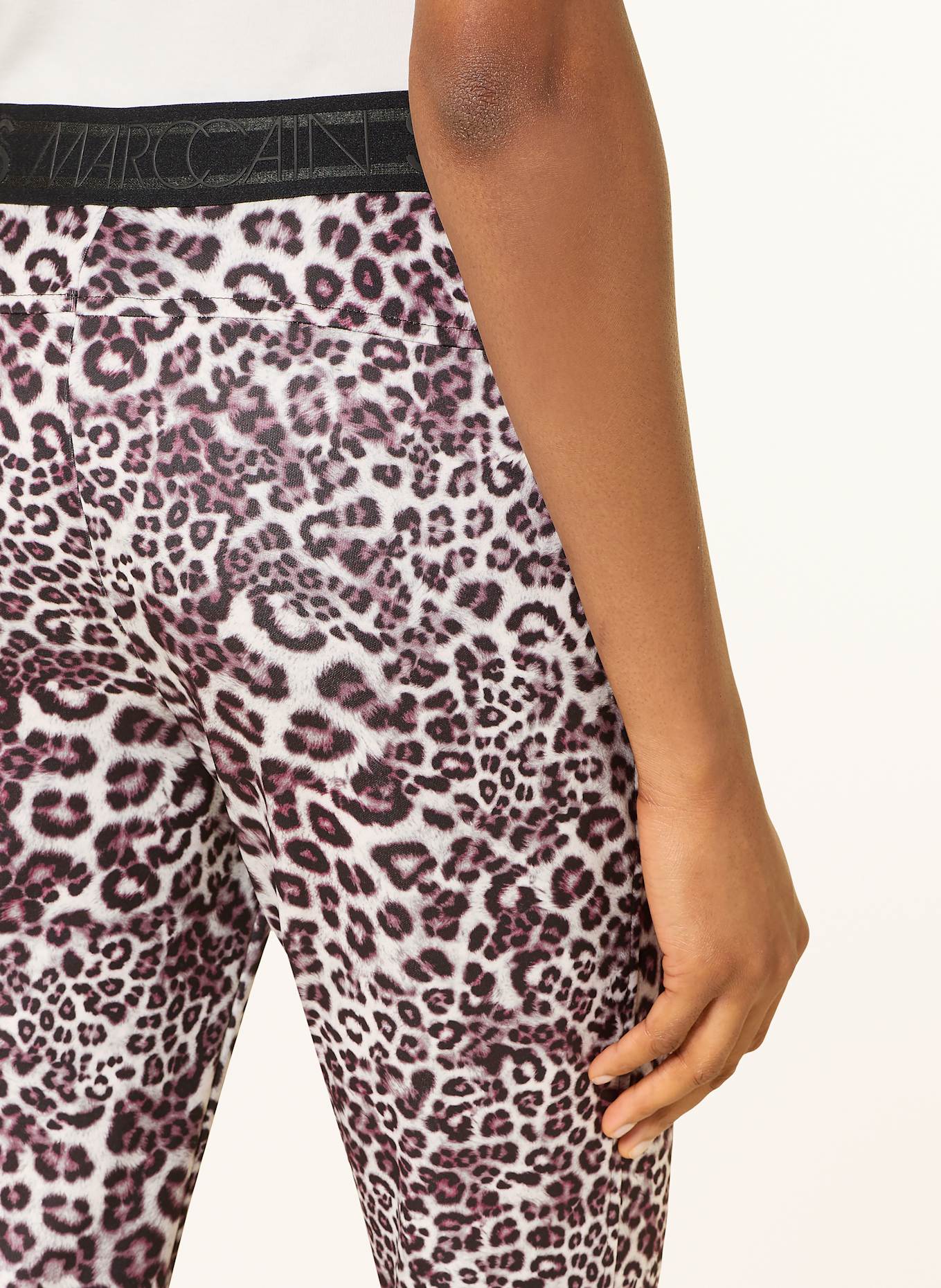 MARC CAIN Spodnie 7/8 FREDERICA: BIAŁY / CZARNY / JASNOFIOLETOWY