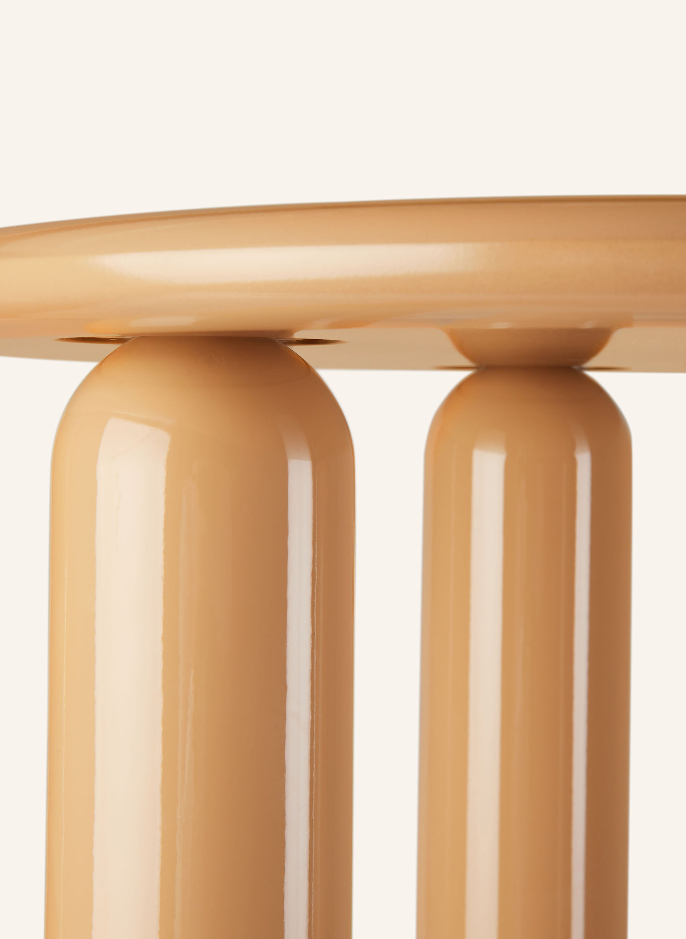 Kartell Beistelltisch UNDIQUE MAS: HELLROT