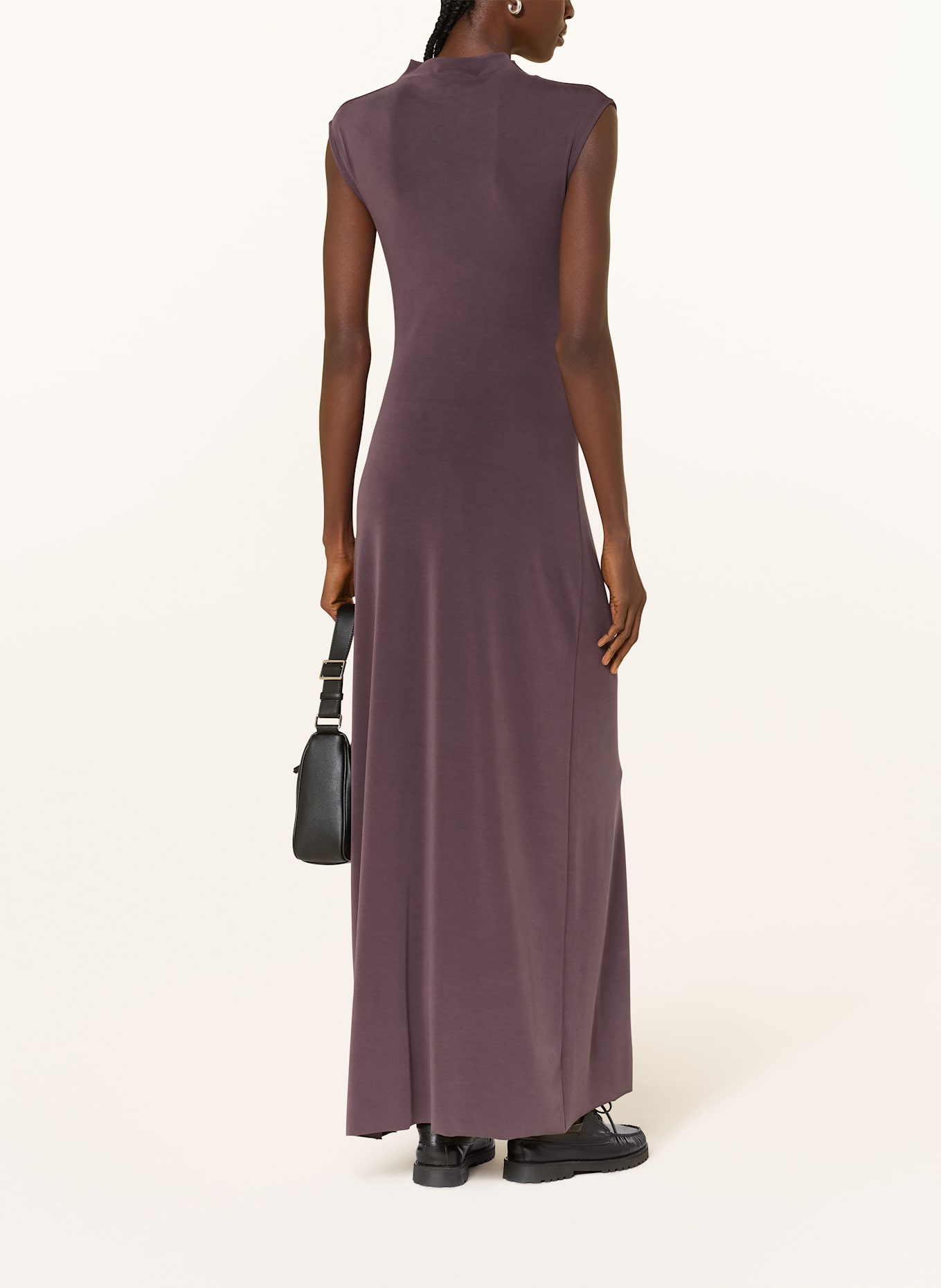 SAMSØE  SAMSØE Žerzejové šaty SAANDRESSA: TMAVĚ FIALOVÁ