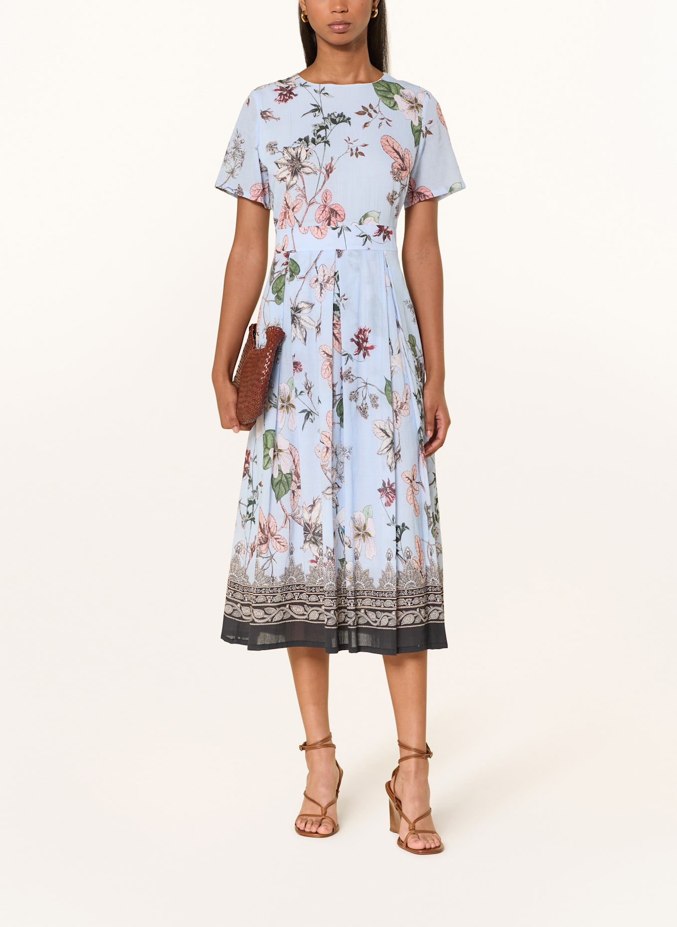 ANNA's Kleid mit Plissees: HELLBLAU / DUNKELGRÜN / ROSA