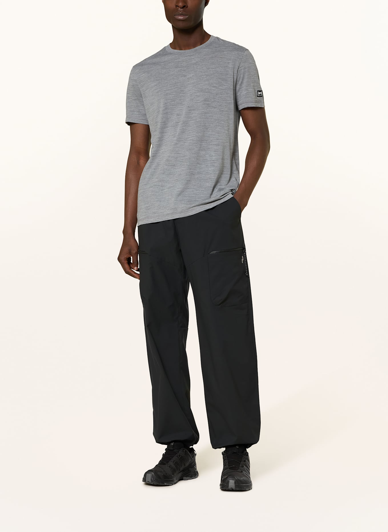 super.natural Funktionsshirt ESSENTIAL mit Merinowolle: GRAU