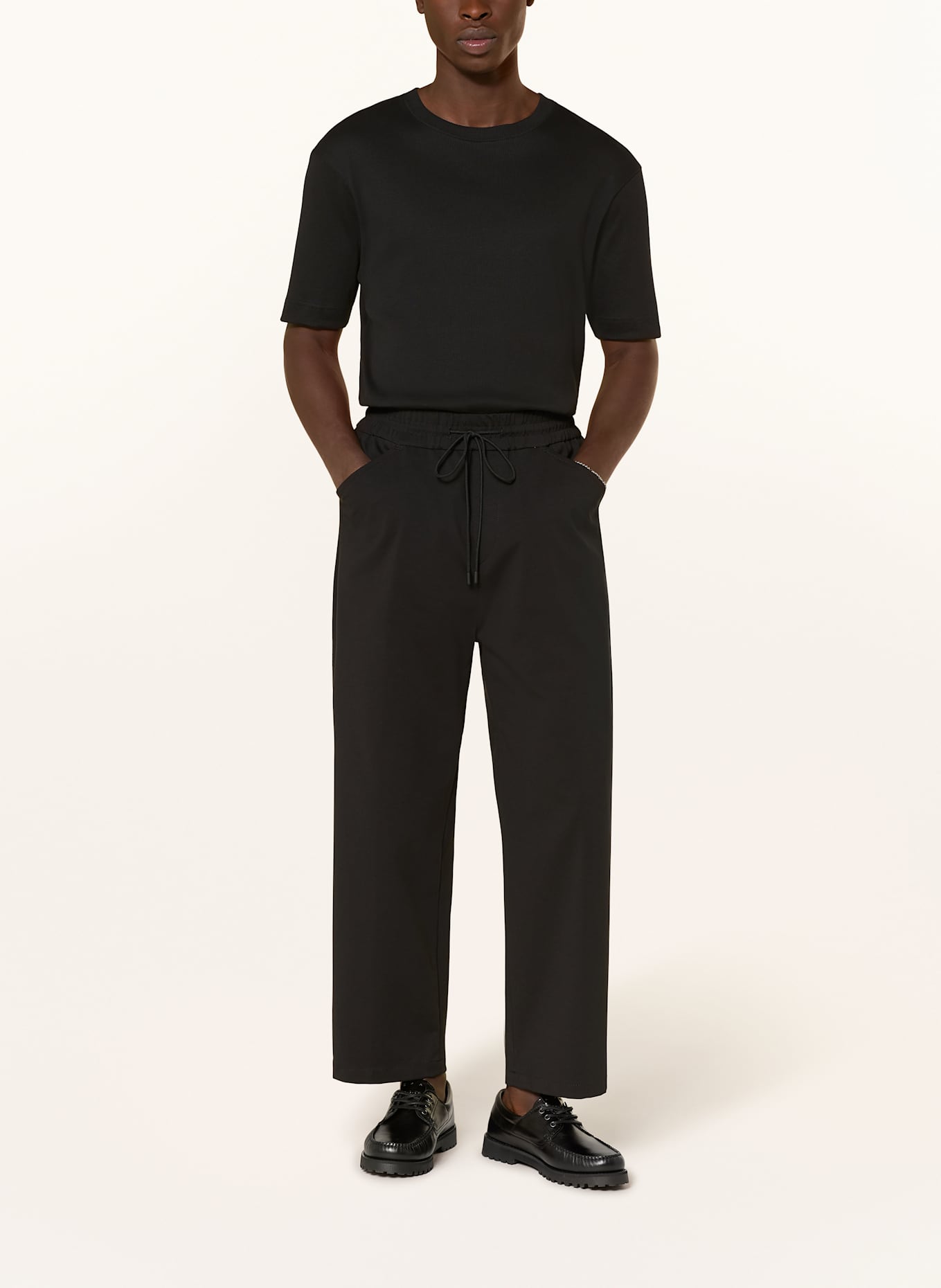 DRYKORN T-Shirt ENIL: SCHWARZ