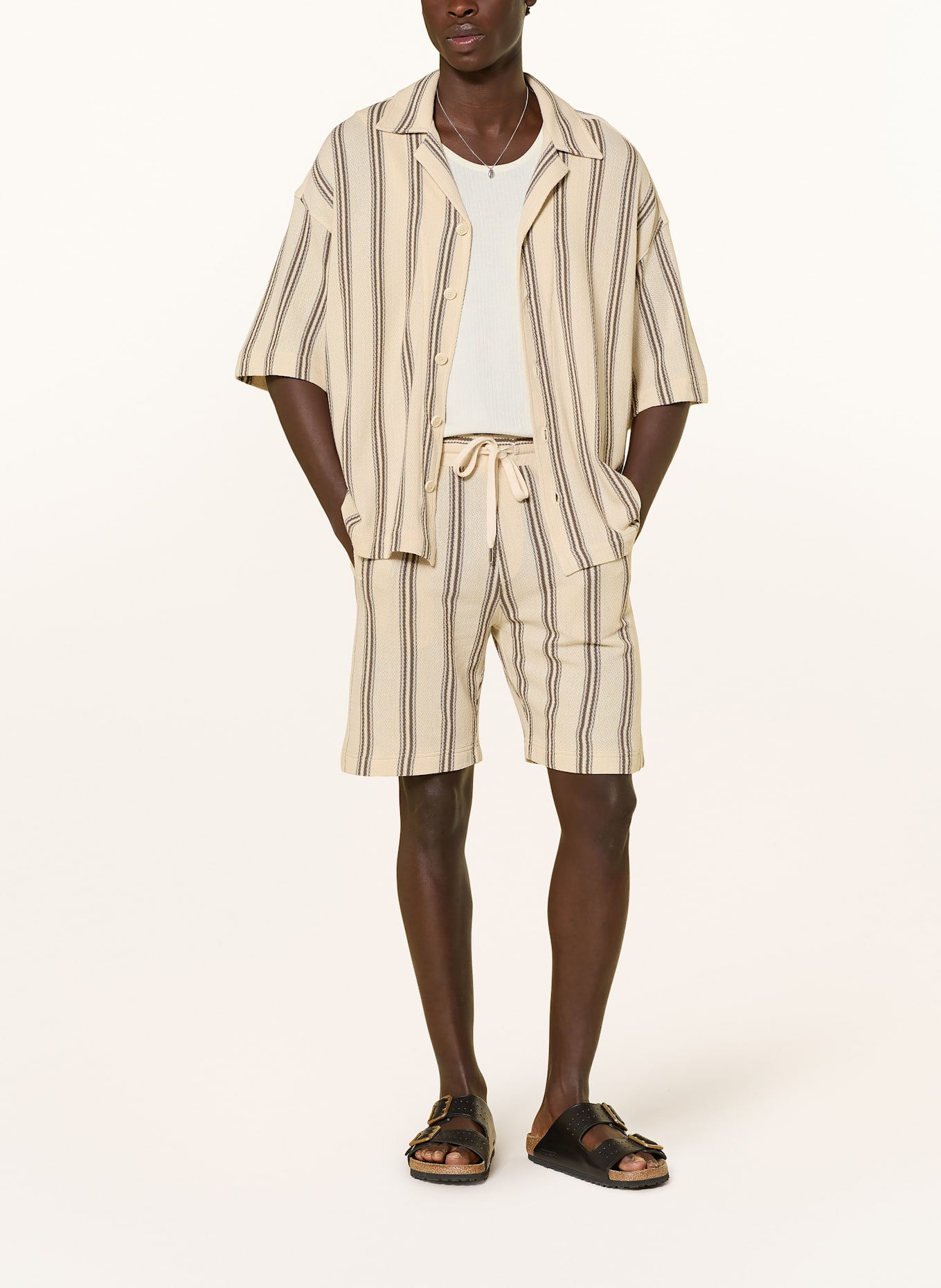 DRYKORN Gebreide shorts BRIKKO: BEIGE / MARRON FONCÉ