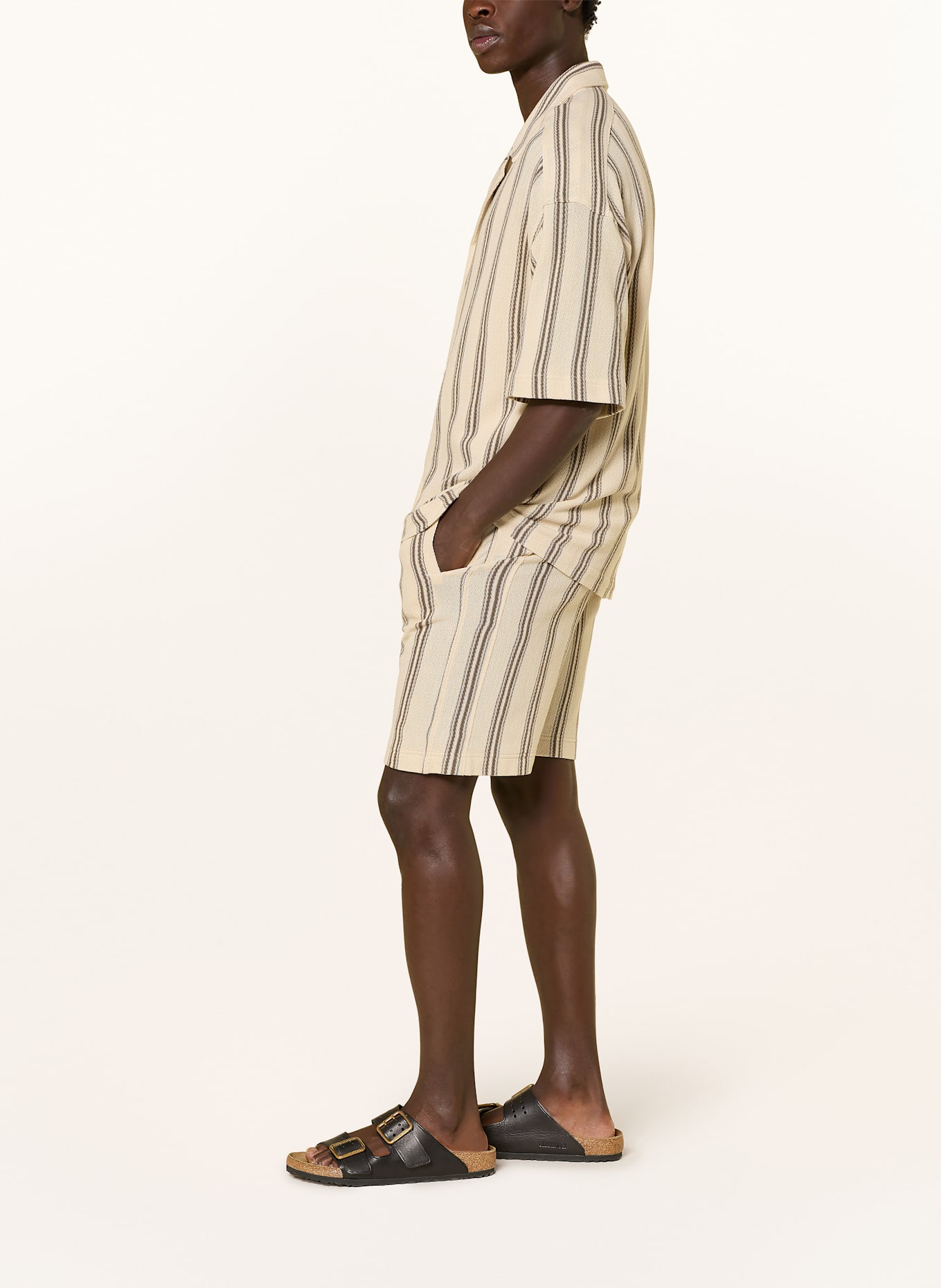 DRYKORN Gebreide shorts BRIKKO: BEIGE / MARRON FONCÉ