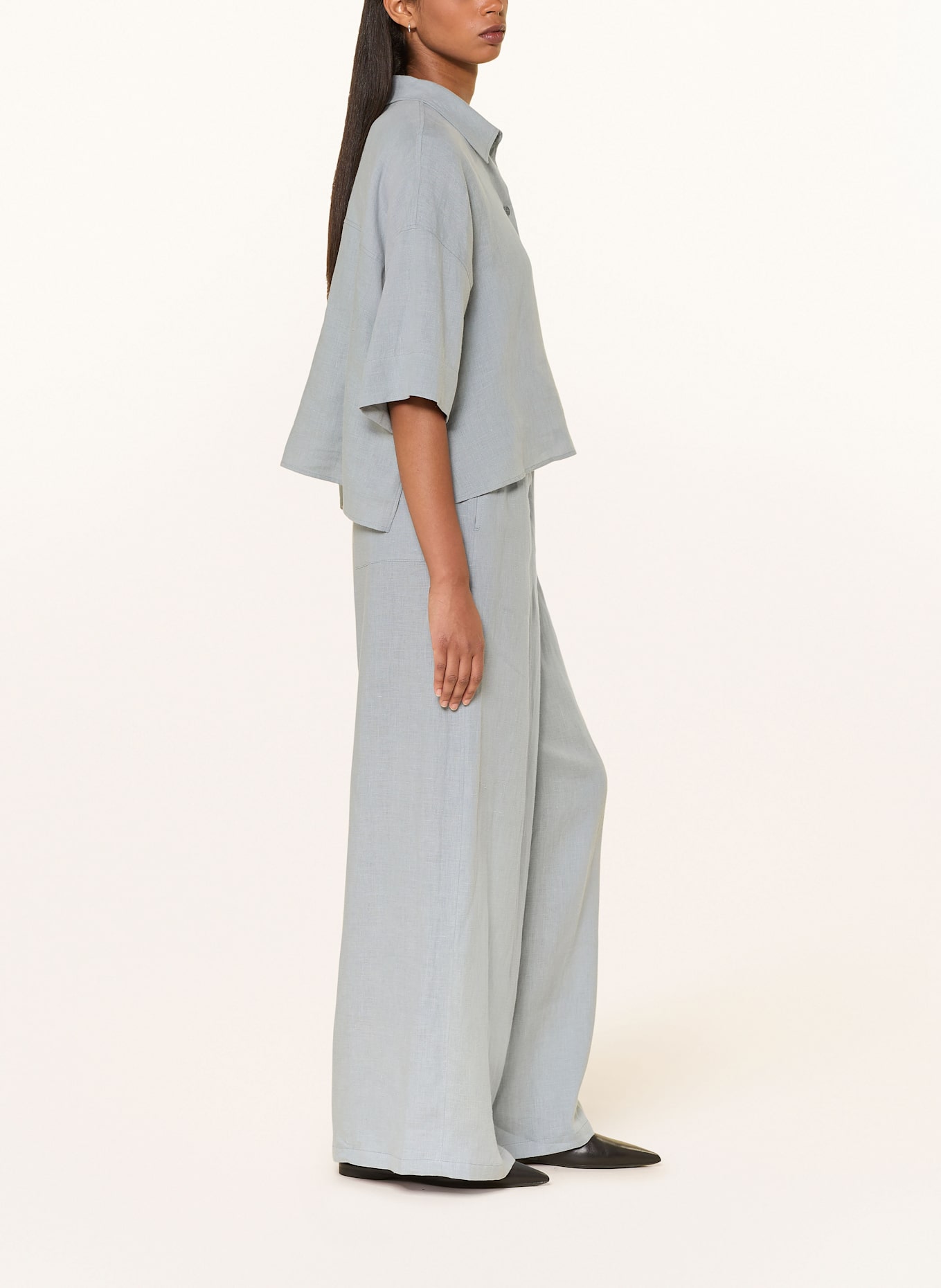 DRYKORN Marlenehose DWINDLE aus Leinen: HELLBLAU