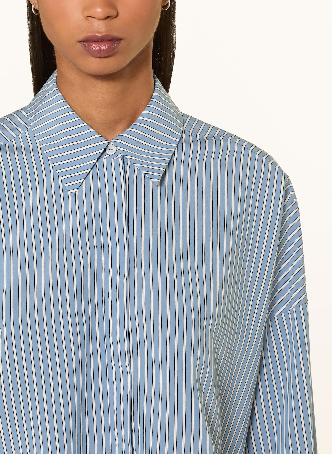 DRYKORN Hemdbluse OSHIA: BLAUGRAU / WEISS